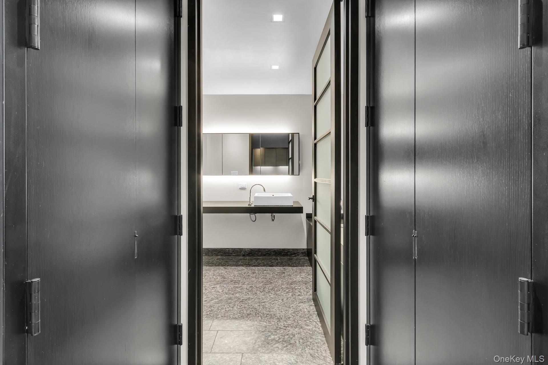 Apartment Pine Street  Manhattan, NY 10005, MLS-1006616-10