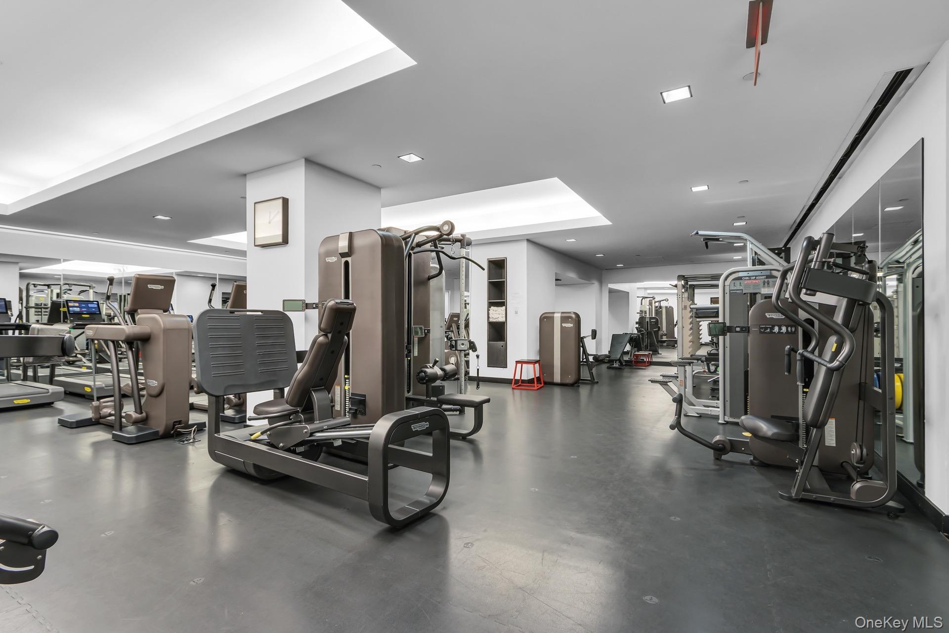 Apartment Pine Street  Manhattan, NY 10005, MLS-1006616-28