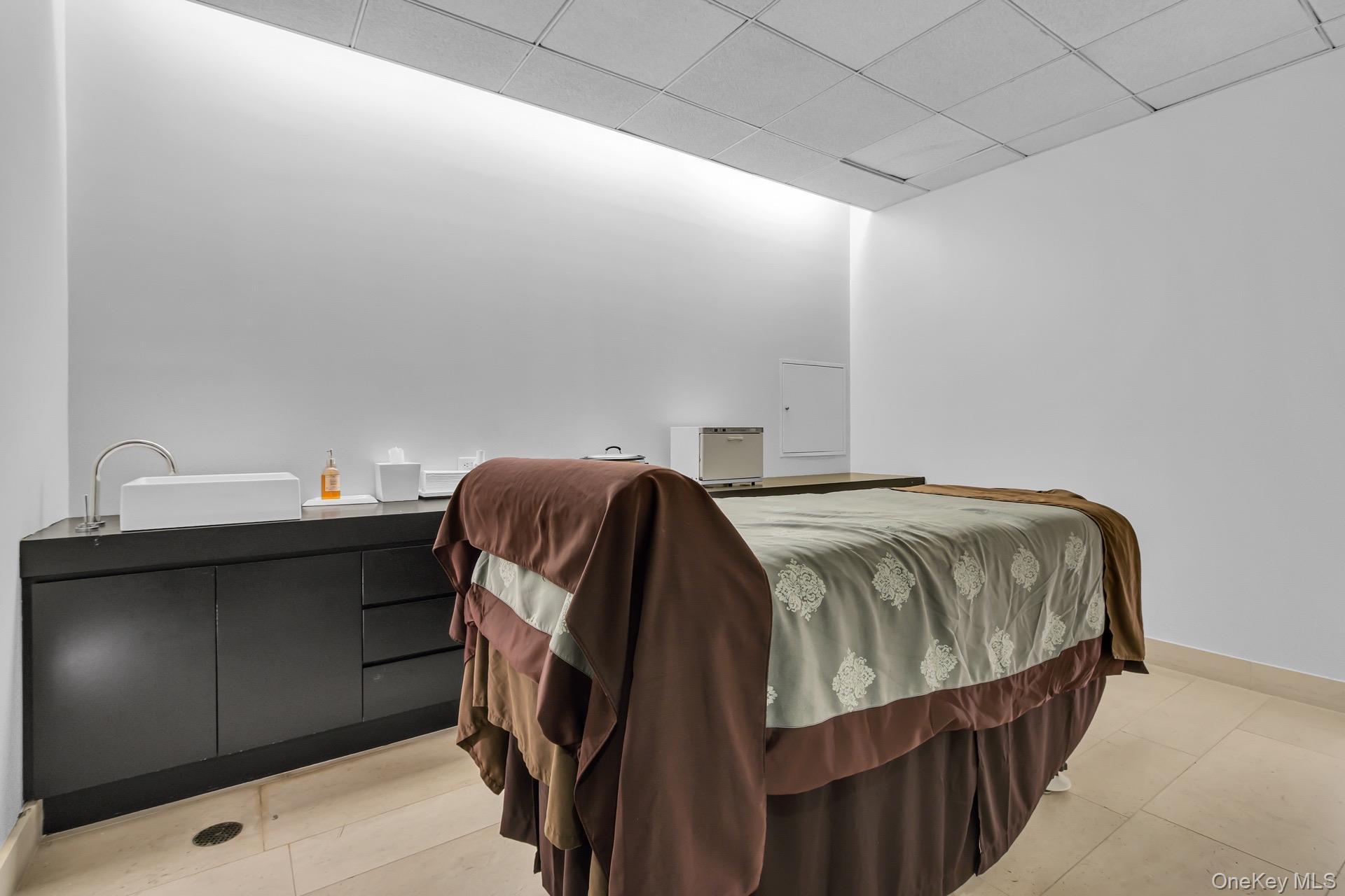 Apartment Pine Street  Manhattan, NY 10005, MLS-1006616-41