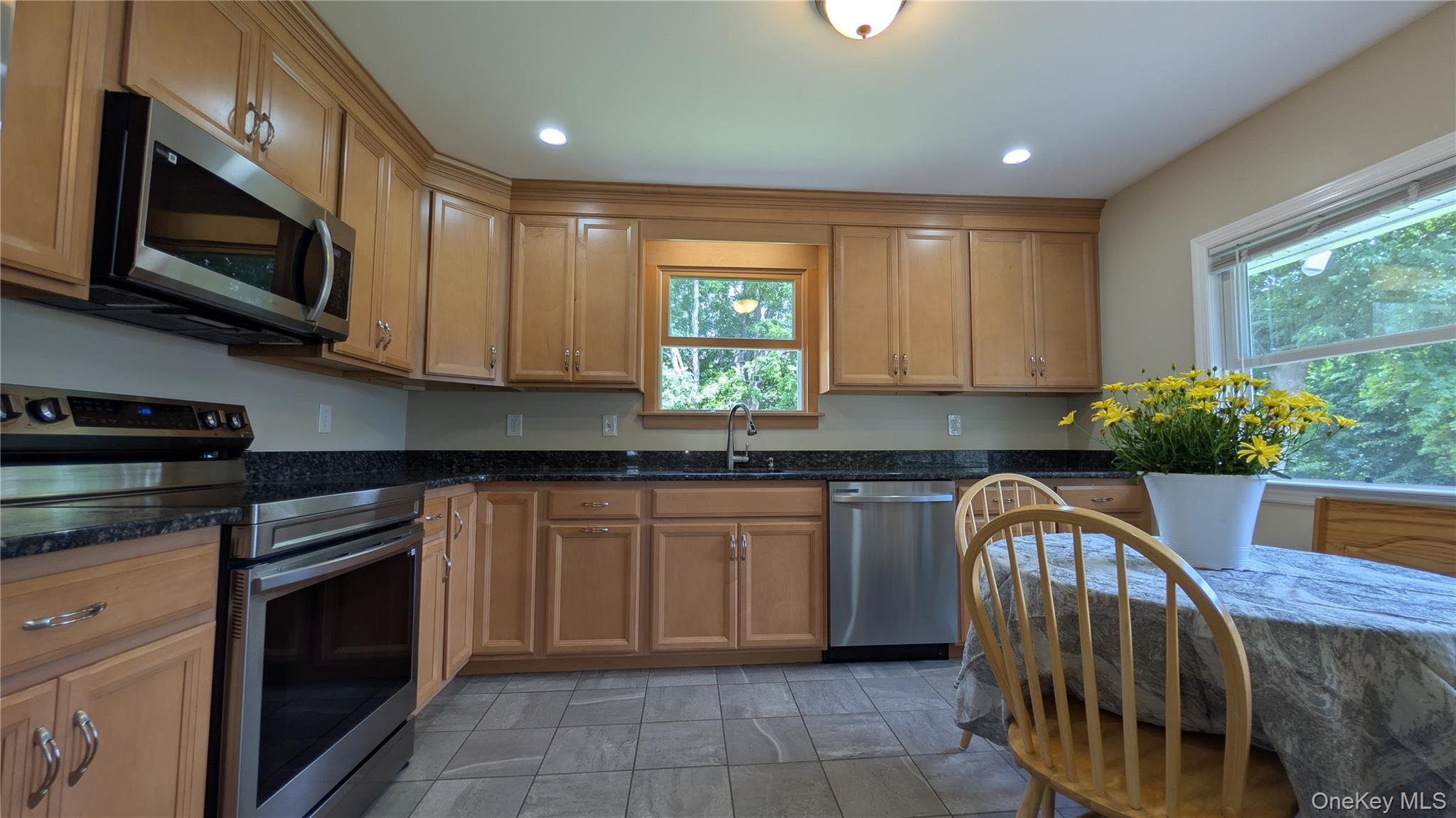 Single Family Roslyn Road Putnam County, NY 10512, MLS-1006627-14