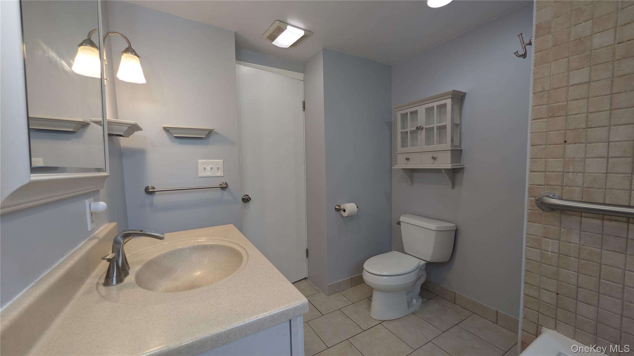 Single Family Roslyn Road Putnam County, NY 10512, MLS-1006627-23