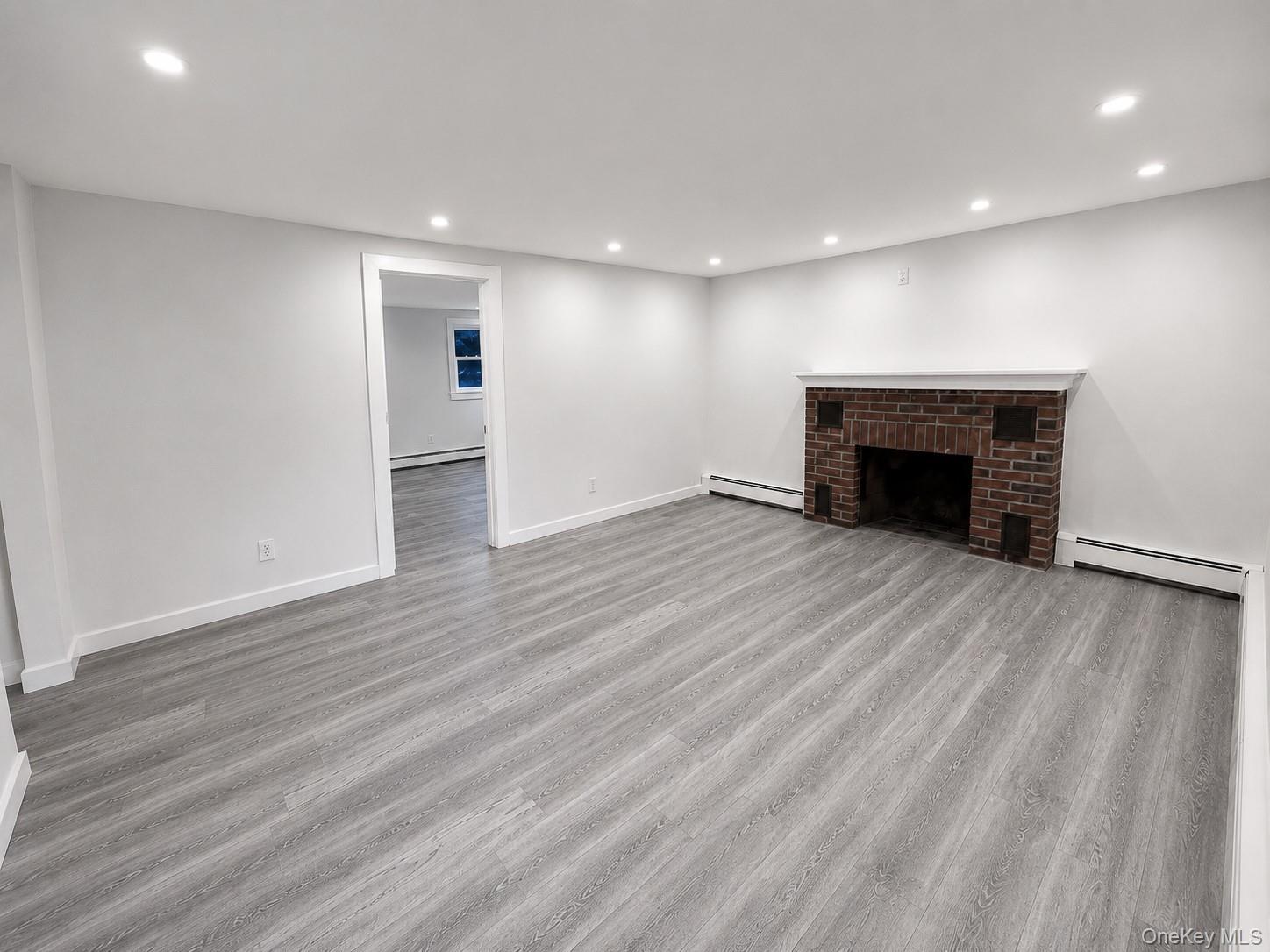 Single Family Merrick Road  Suffolk County, NY 11967, MLS-1006632-6