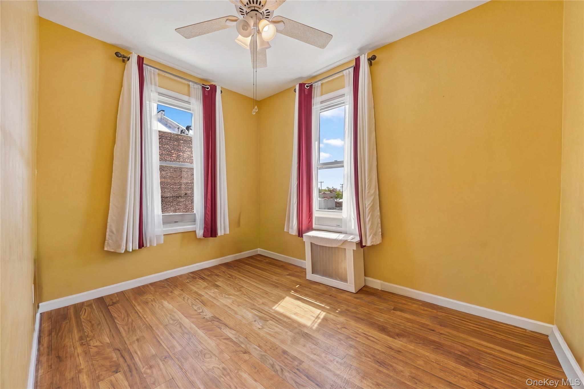 Single Family Revere Bronx, NY 10465, MLS-1006640-11