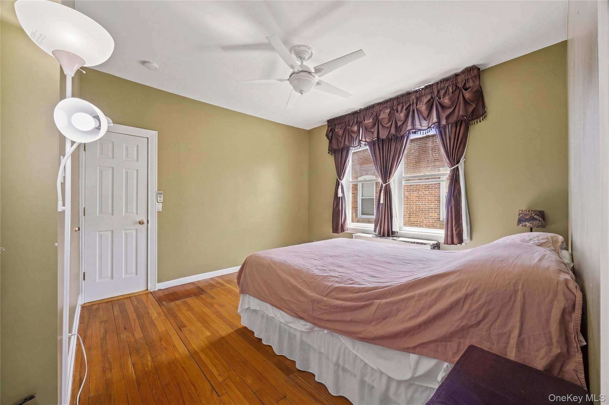 Single Family Revere Bronx, NY 10465, MLS-1006640-14
