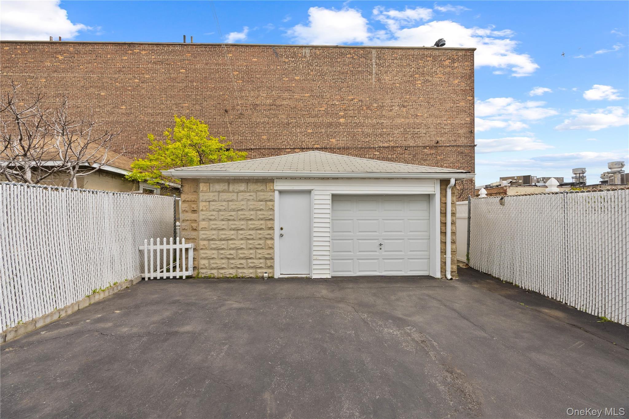 Single Family Revere Bronx, NY 10465, MLS-1006640-27