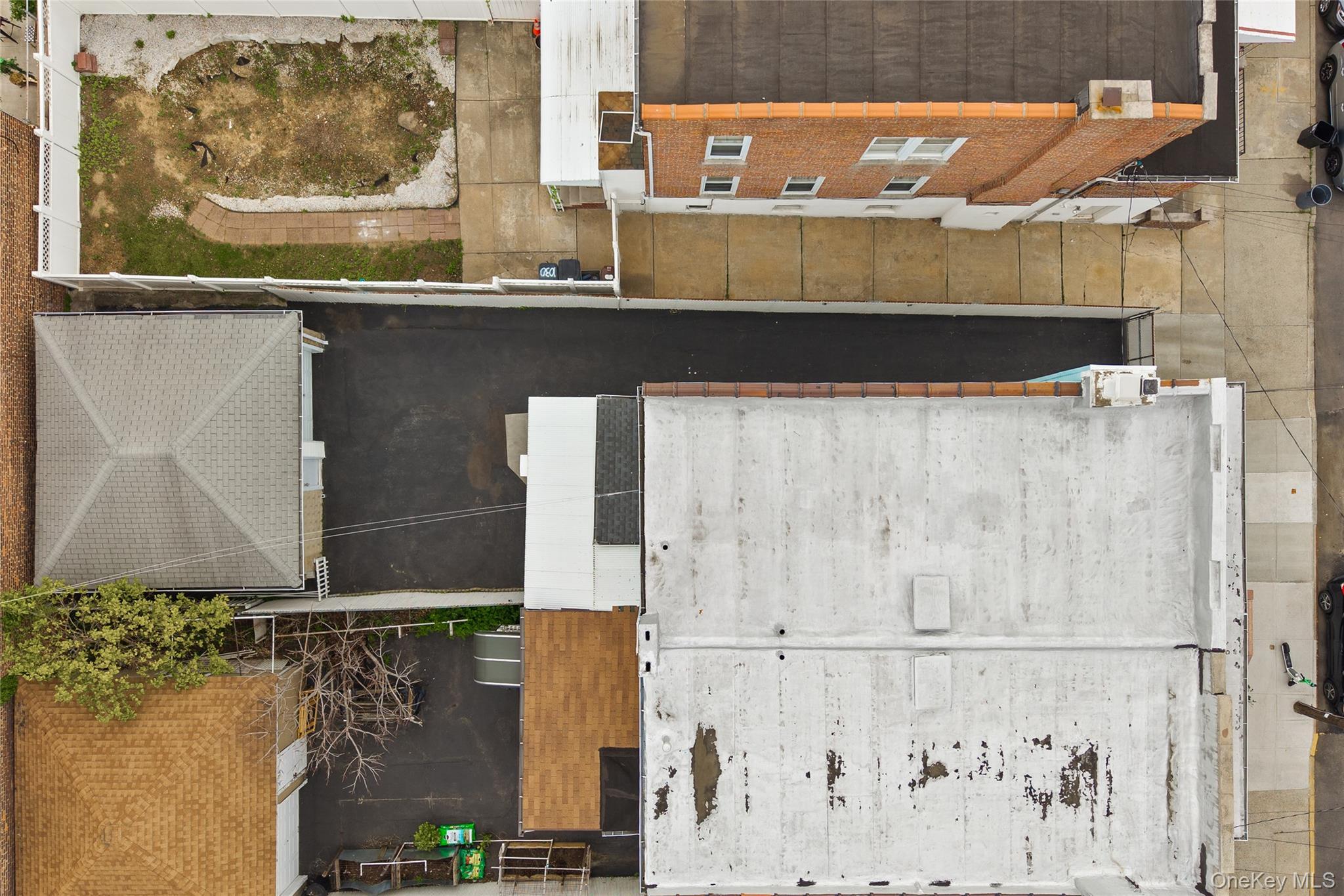 Single Family Revere  Bronx, NY 10465, MLS-1006640-35