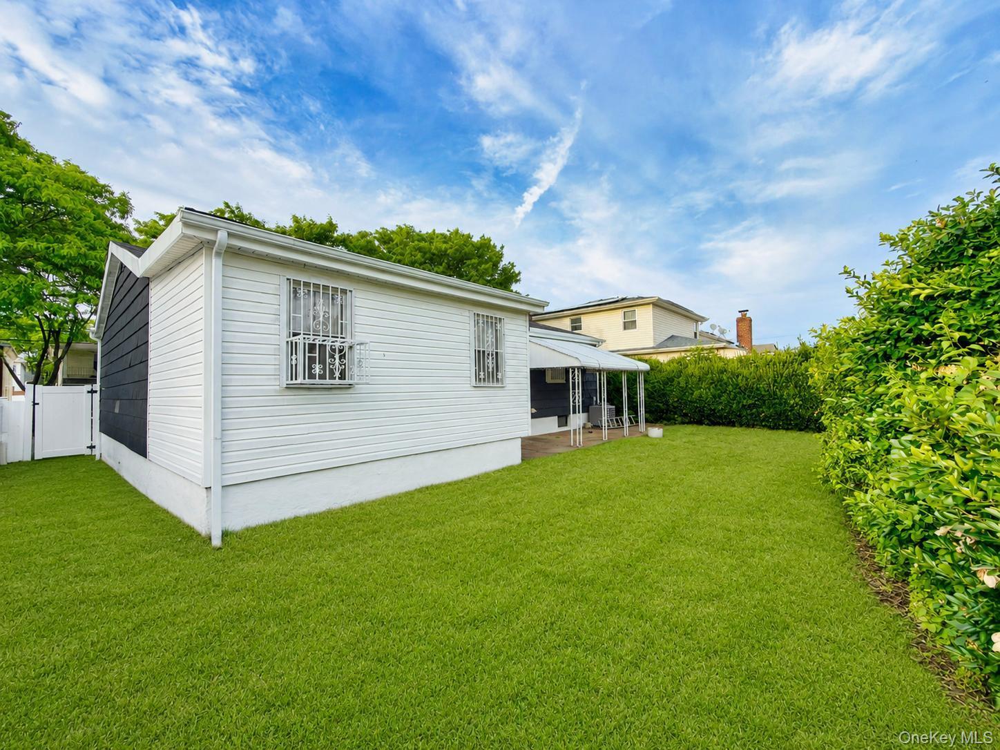 Single Family 147th Queens, NY 11422, MLS-1006667-16