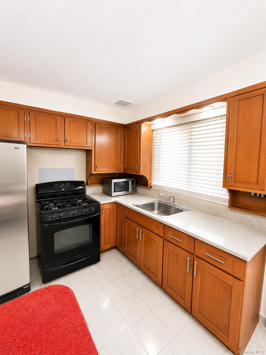 Single Family 147th Queens, NY 11422, MLS-1006667-3