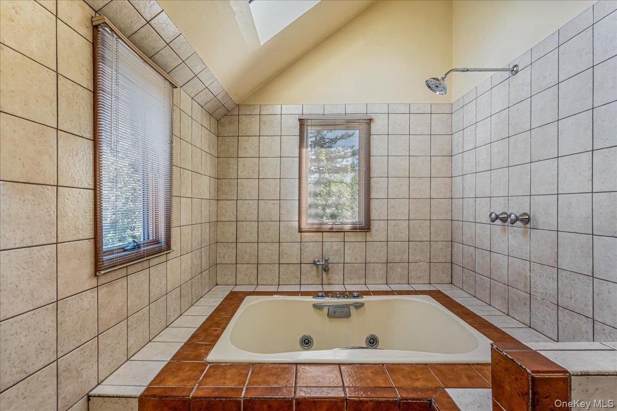 Single Family Main Street Suffolk County, NY 11733, MLS-1006671-33