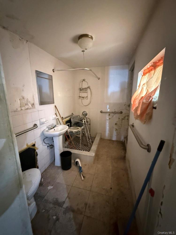 Single Family Covert Brooklyn, NY 11207, MLS-1006672-14