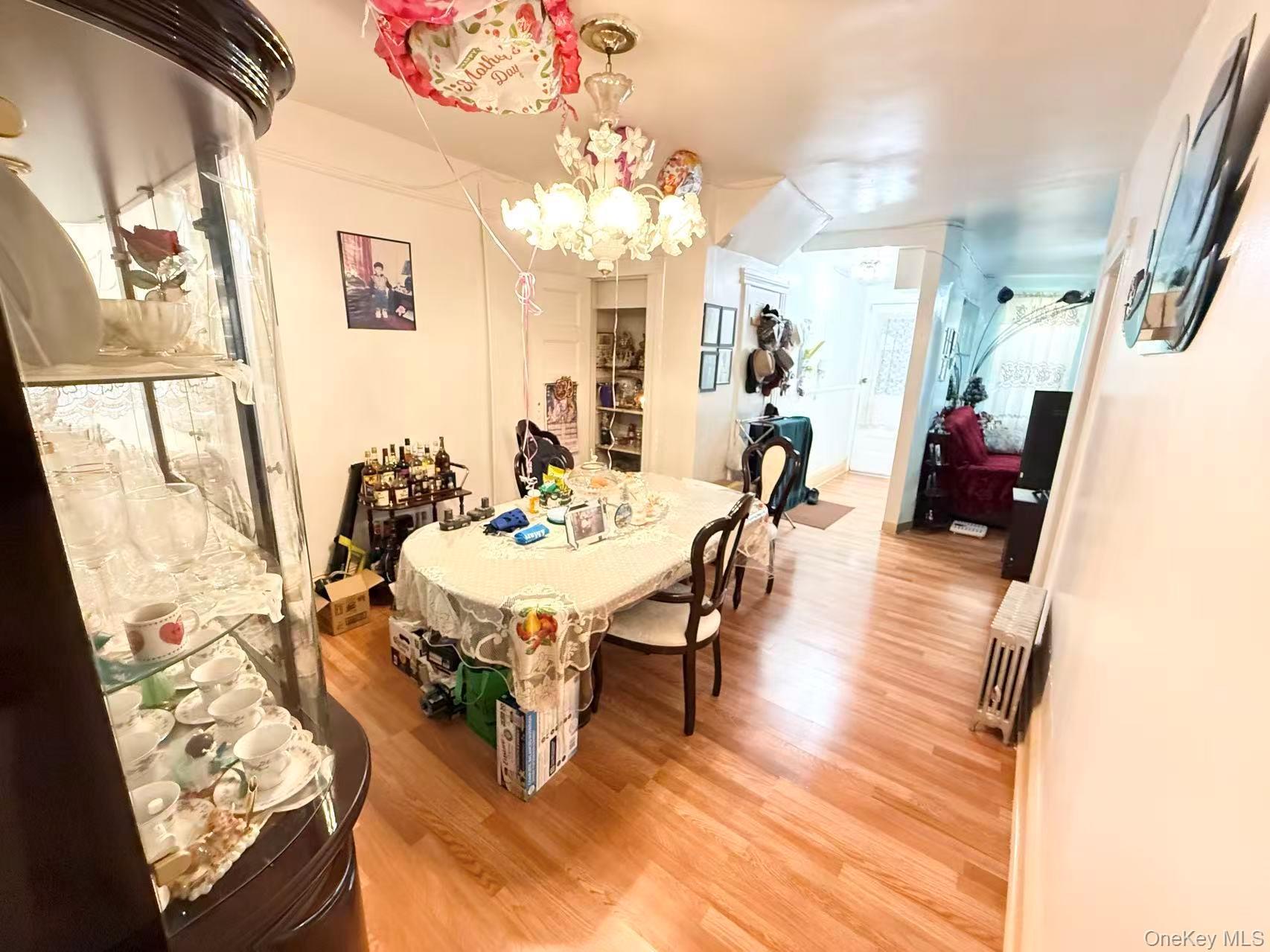 Single Family Barnes  Bronx, NY 10466, MLS-1006673-11