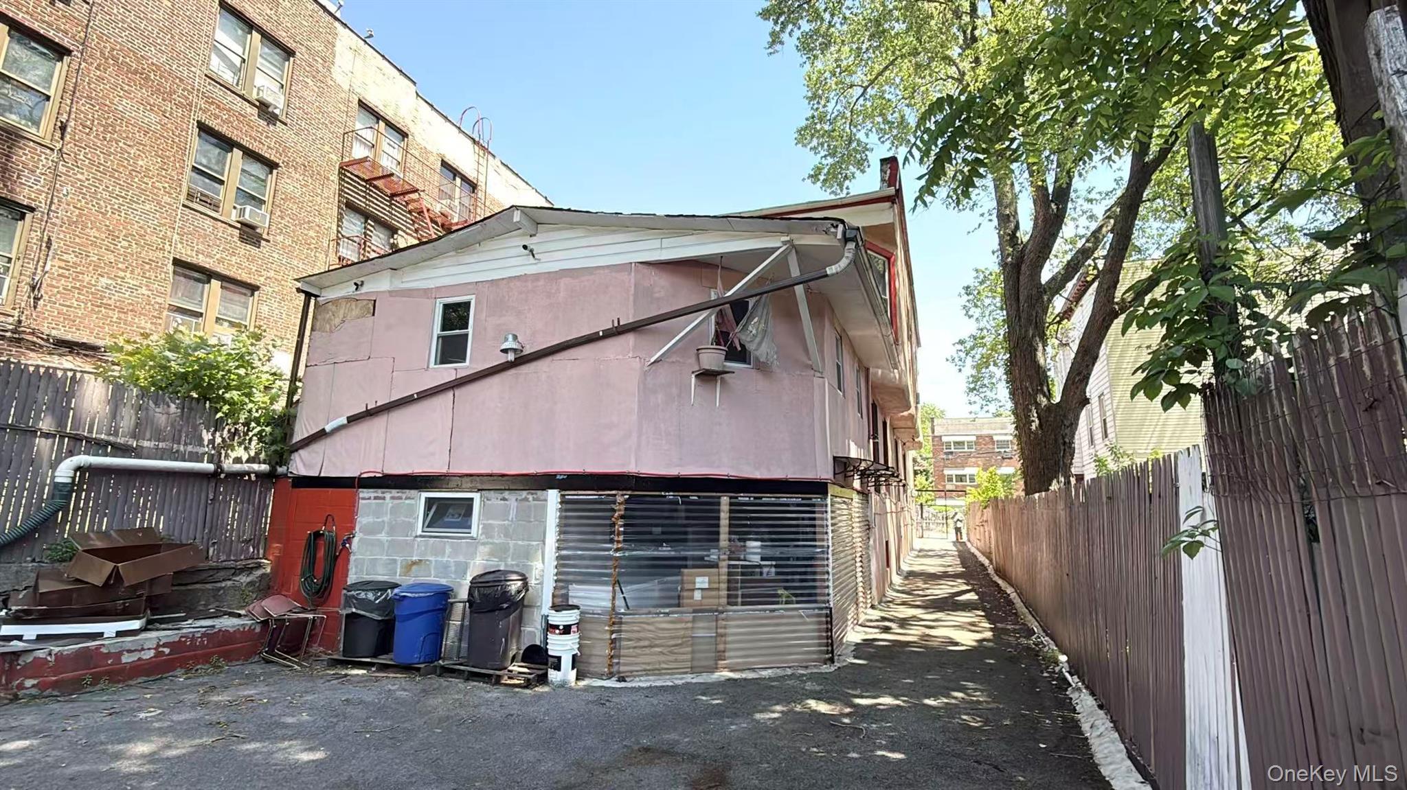 Single Family Barnes  Bronx, NY 10466, MLS-1006673-5