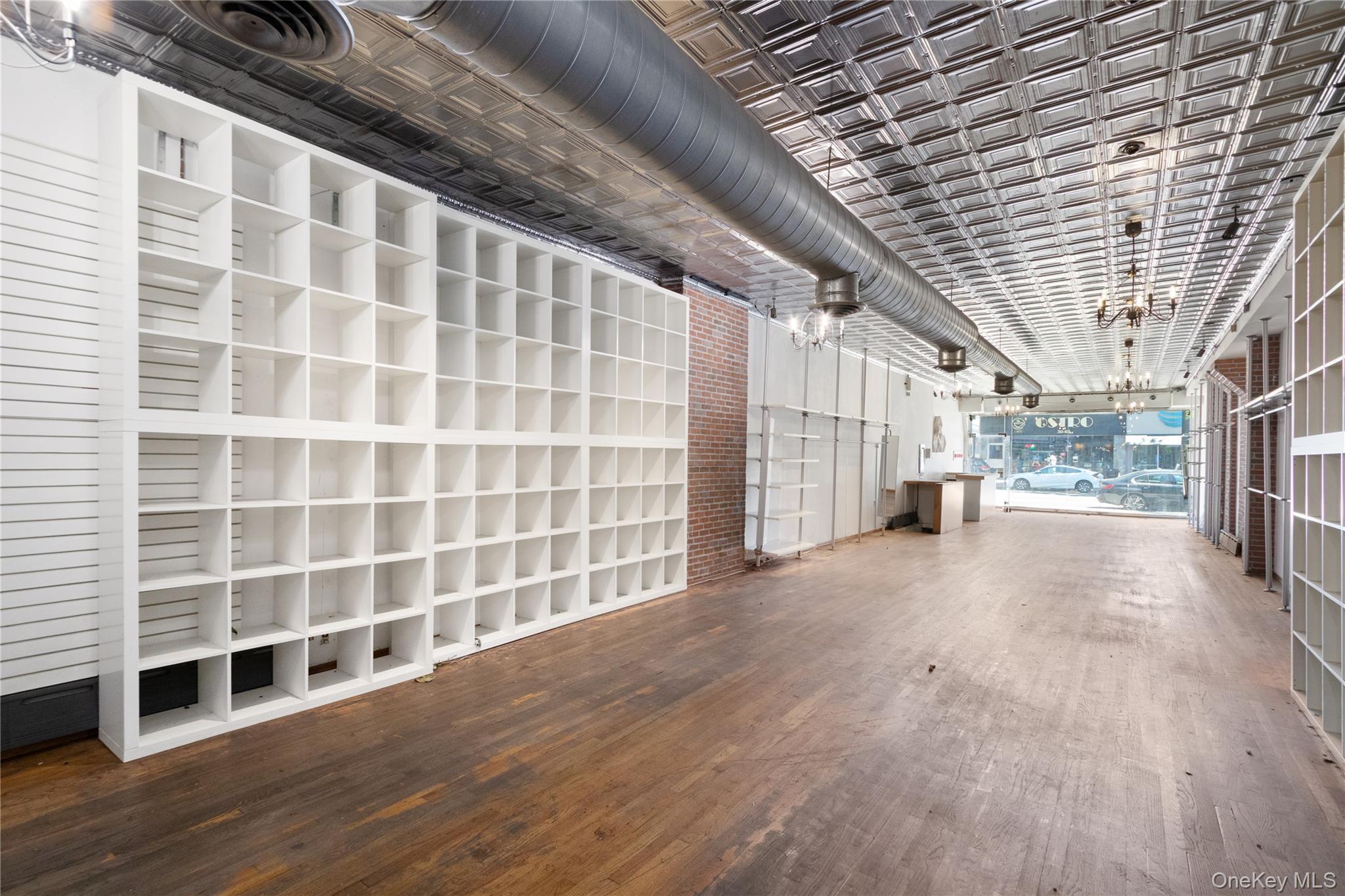 Commercial Lease Steinway Queens, NY 11103, MLS-1006701-2