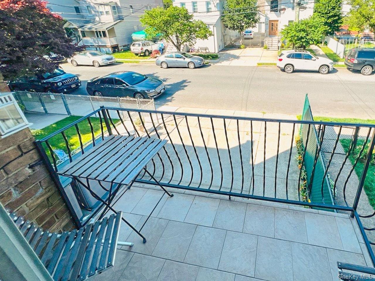 Single Family Delaware Avenue Staten Island, NY 10305, MLS-1006740-14