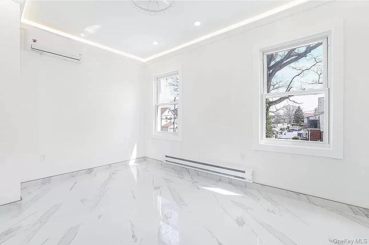 Apartment 221st Street  Queens, NY 11429, MLS-1006748-2