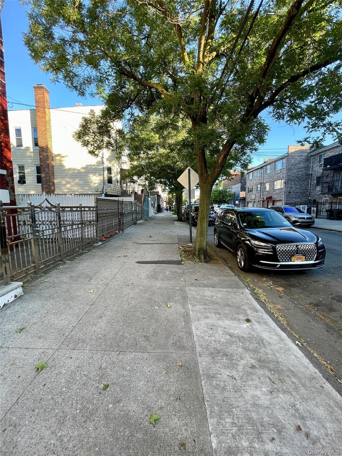 Single Family Hunt Bronx, NY 10462, MLS-1006779-11