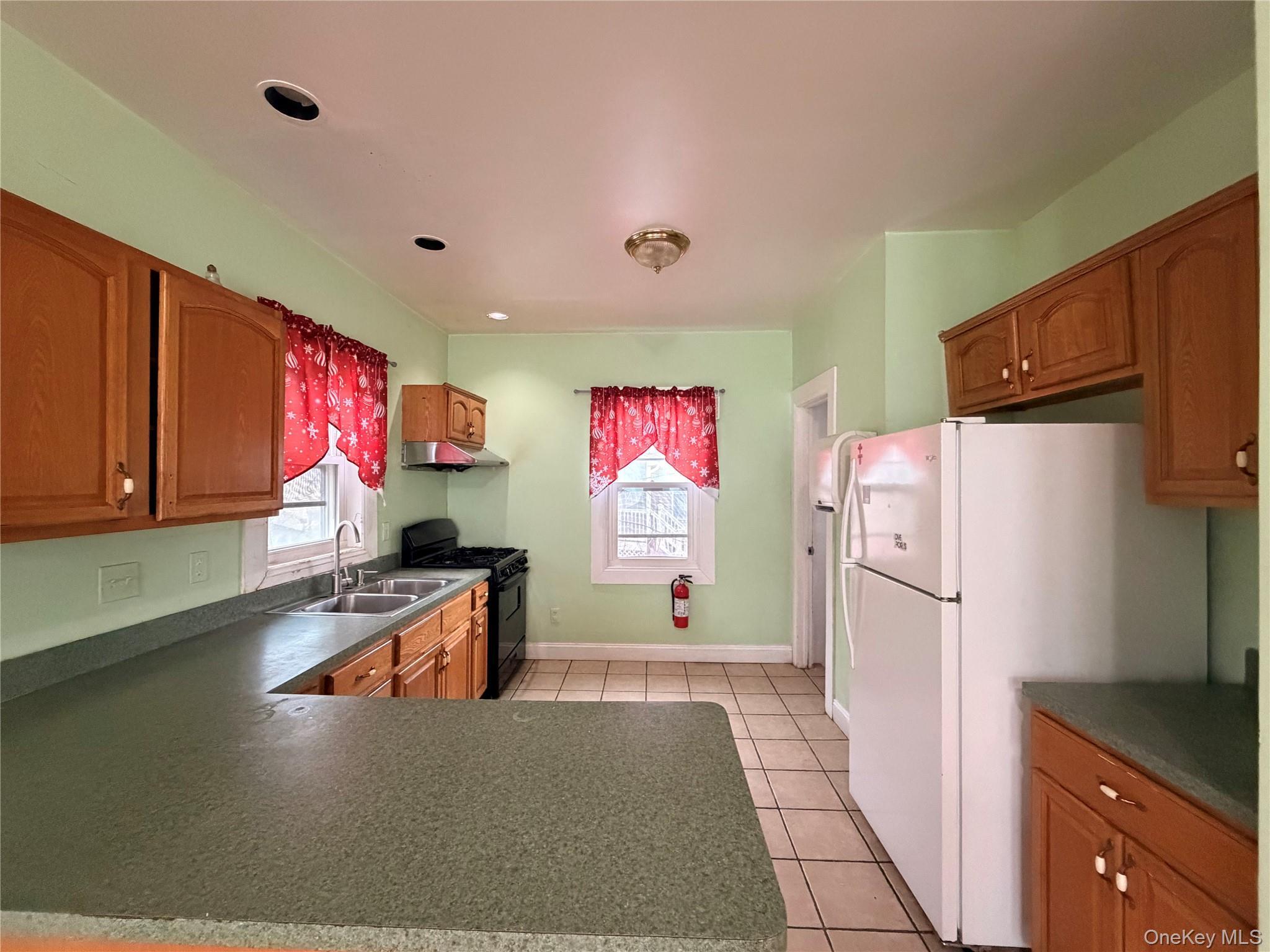 Single Family California  Orange County, NY 10940, MLS-1006802-4
