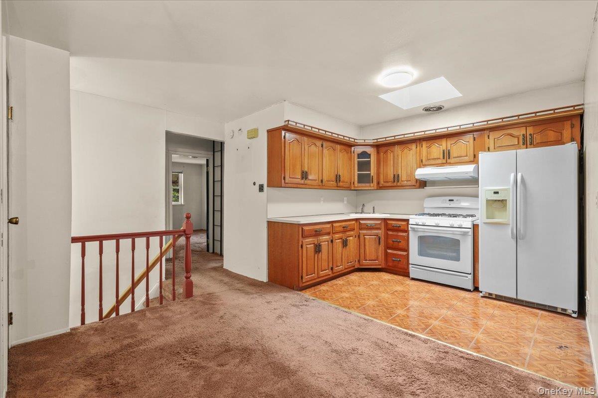 Single Family Burke Bronx, NY 10469, MLS-1006824-14