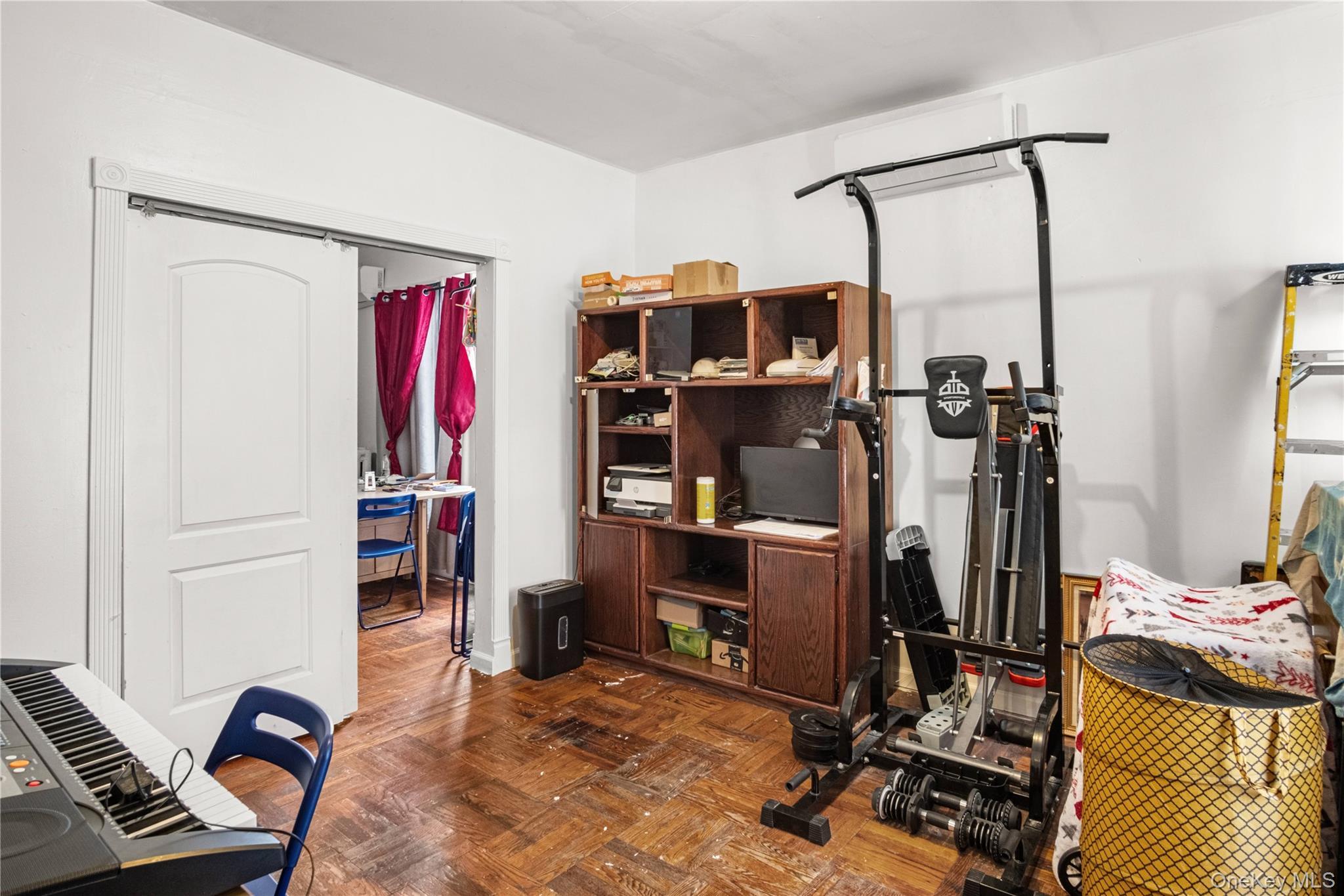 Single Family Calhoun  Bronx, NY 10465, MLS-1006825-10