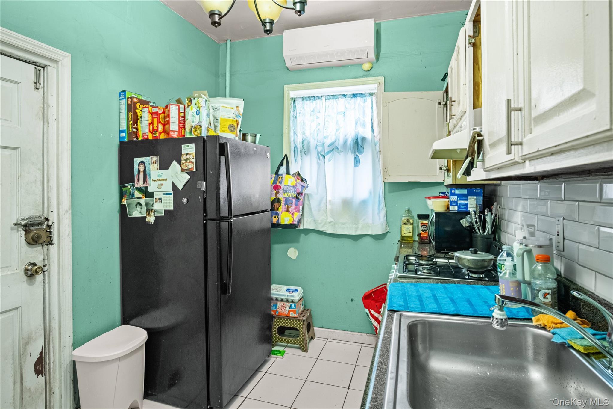 Single Family Calhoun  Bronx, NY 10465, MLS-1006825-14