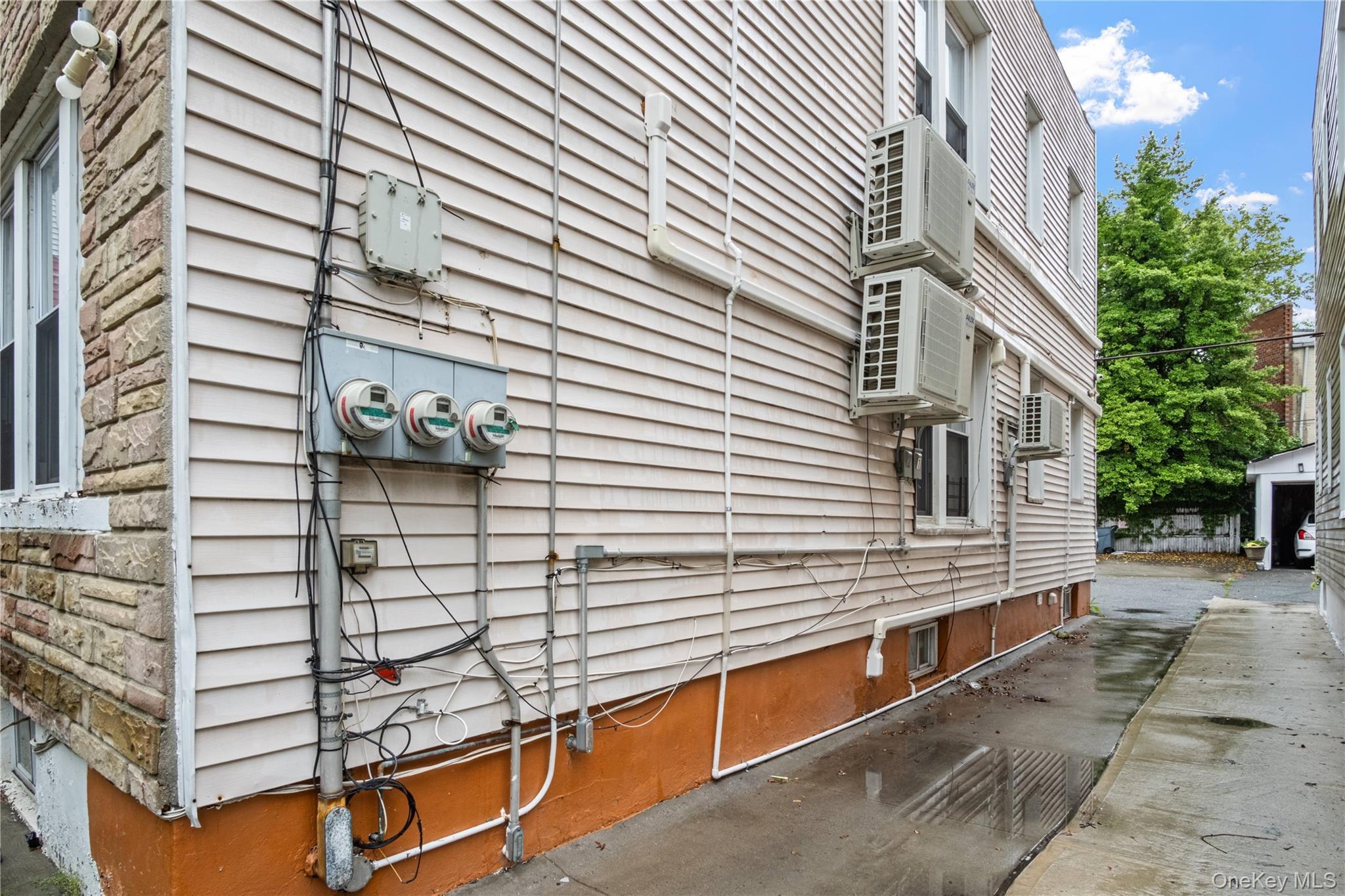 Single Family Calhoun  Bronx, NY 10465, MLS-1006825-3