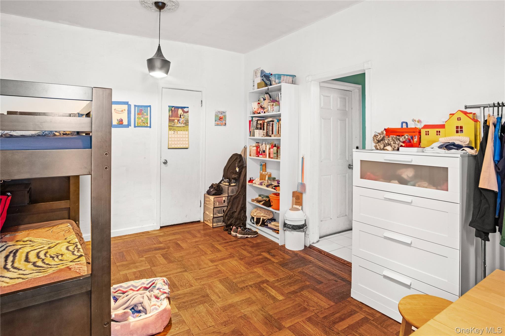 Single Family Calhoun  Bronx, NY 10465, MLS-1006825-8