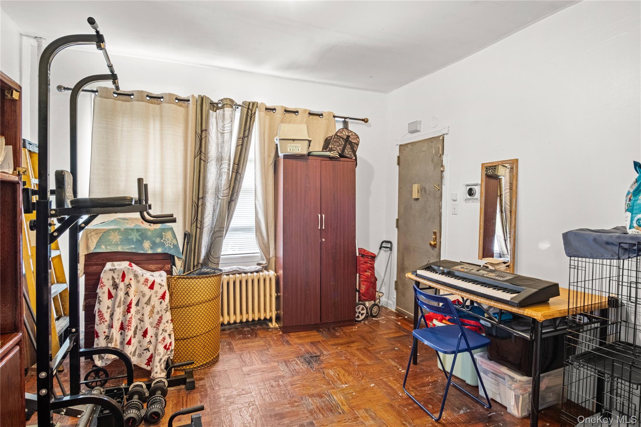 Single Family Calhoun  Bronx, NY 10465, MLS-1006825-9