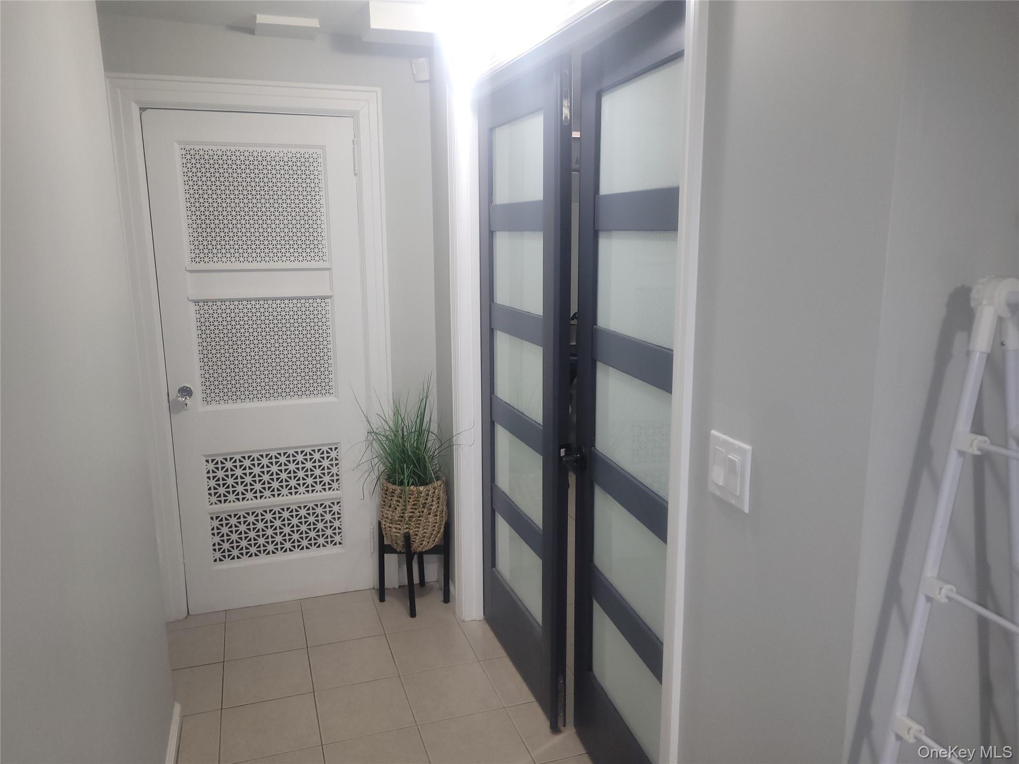 Single Family Woodhull Bronx, NY 10469, MLS-1006831-17