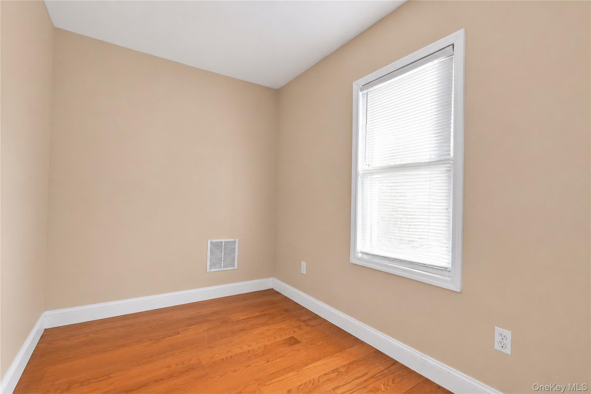Single Family 146th  Queens, NY 11436, MLS-1006848-14