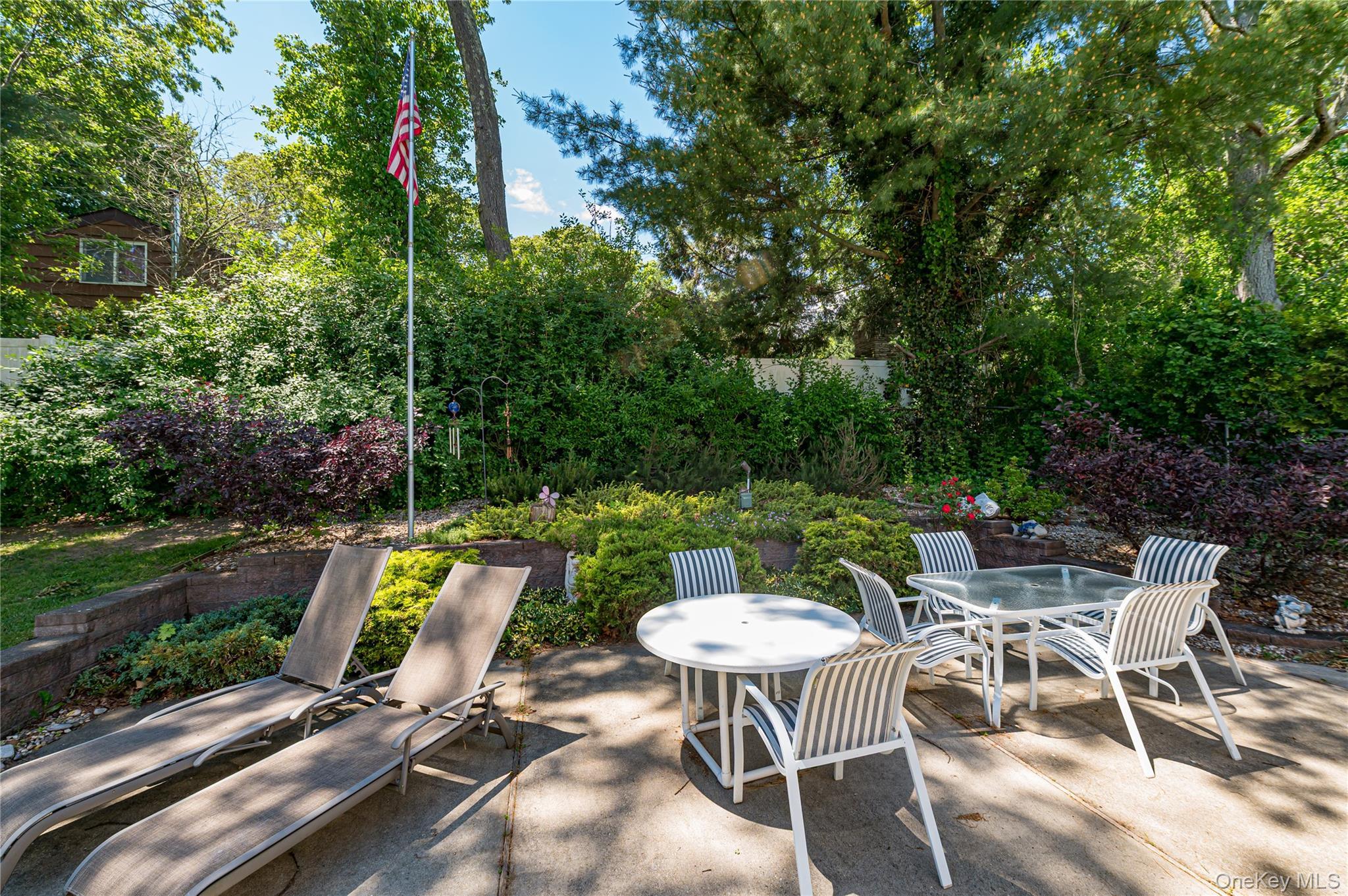 Single Family Vine Street  Suffolk County, NY 11720, MLS-1006863-24