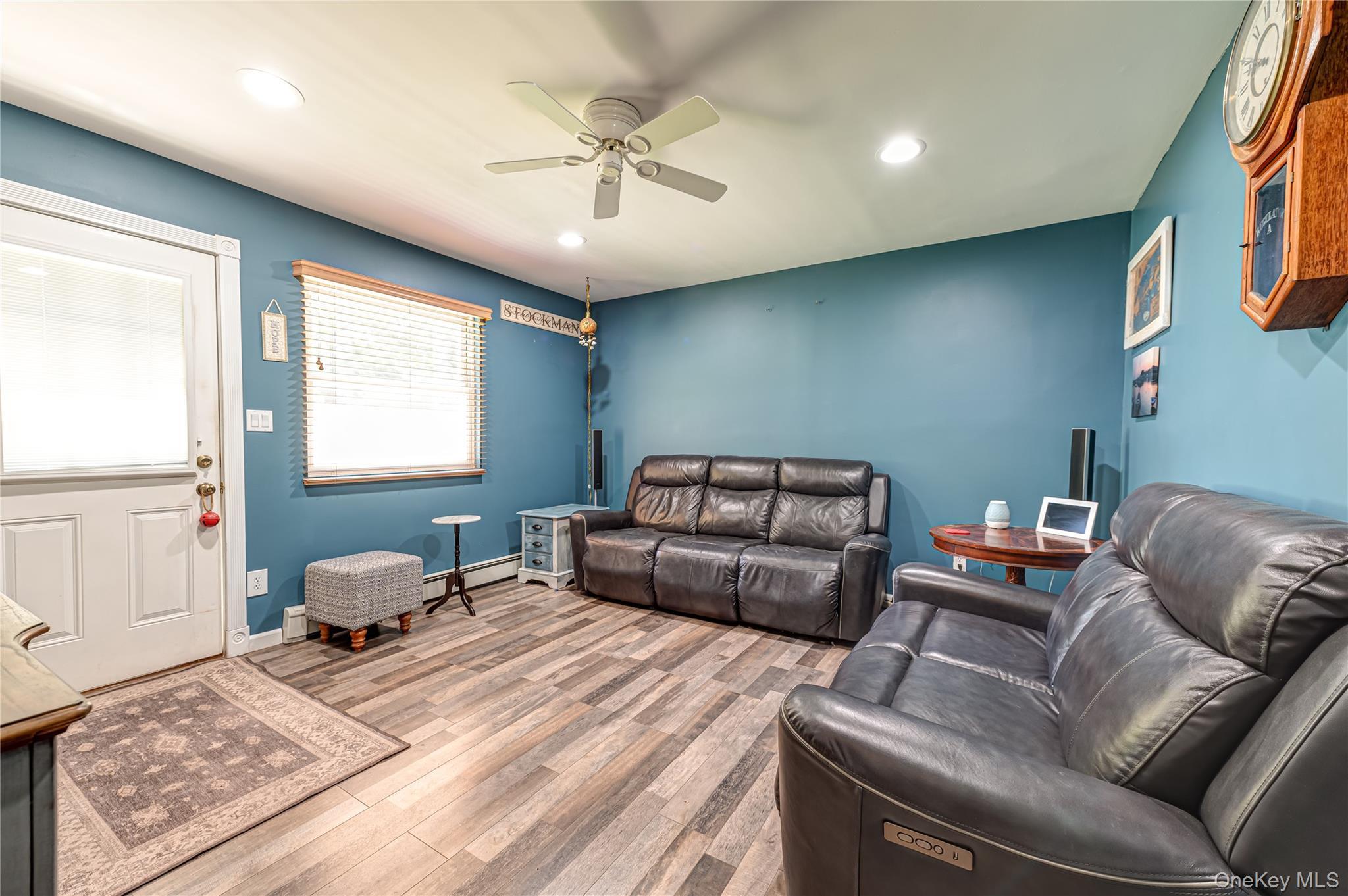 Single Family Vine Street  Suffolk County, NY 11720, MLS-1006863-6
