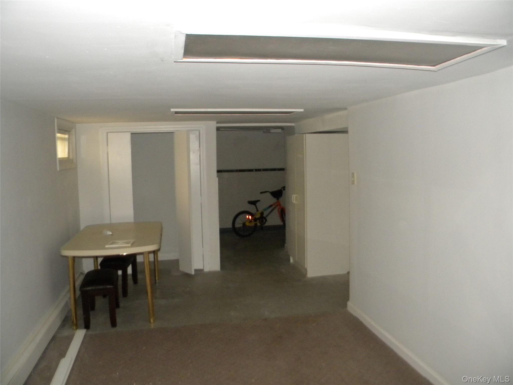 Single Family 86th Queens, NY 11426, MLS-1006898-25