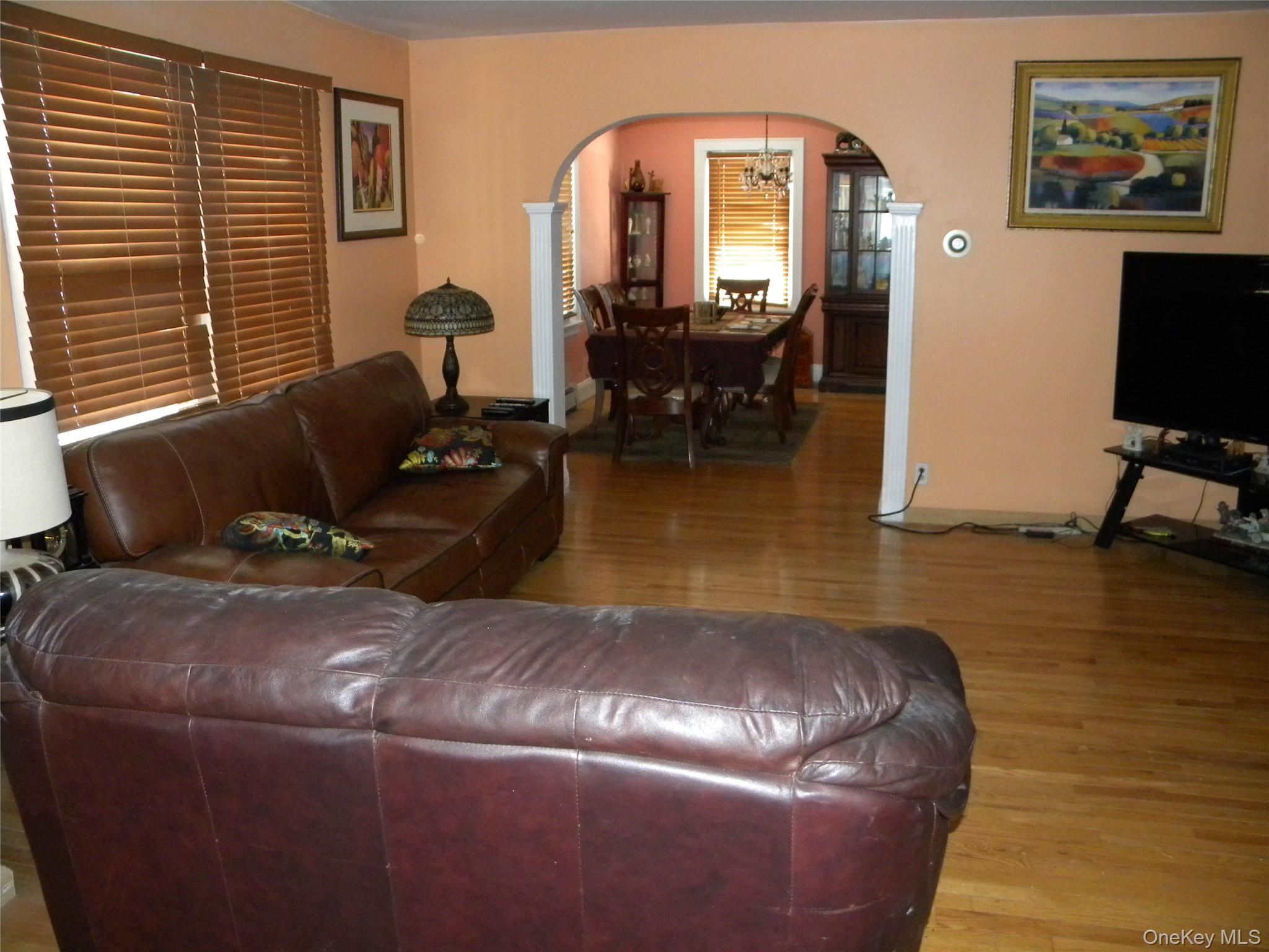 Single Family 86th Queens, NY 11426, MLS-1006898-5