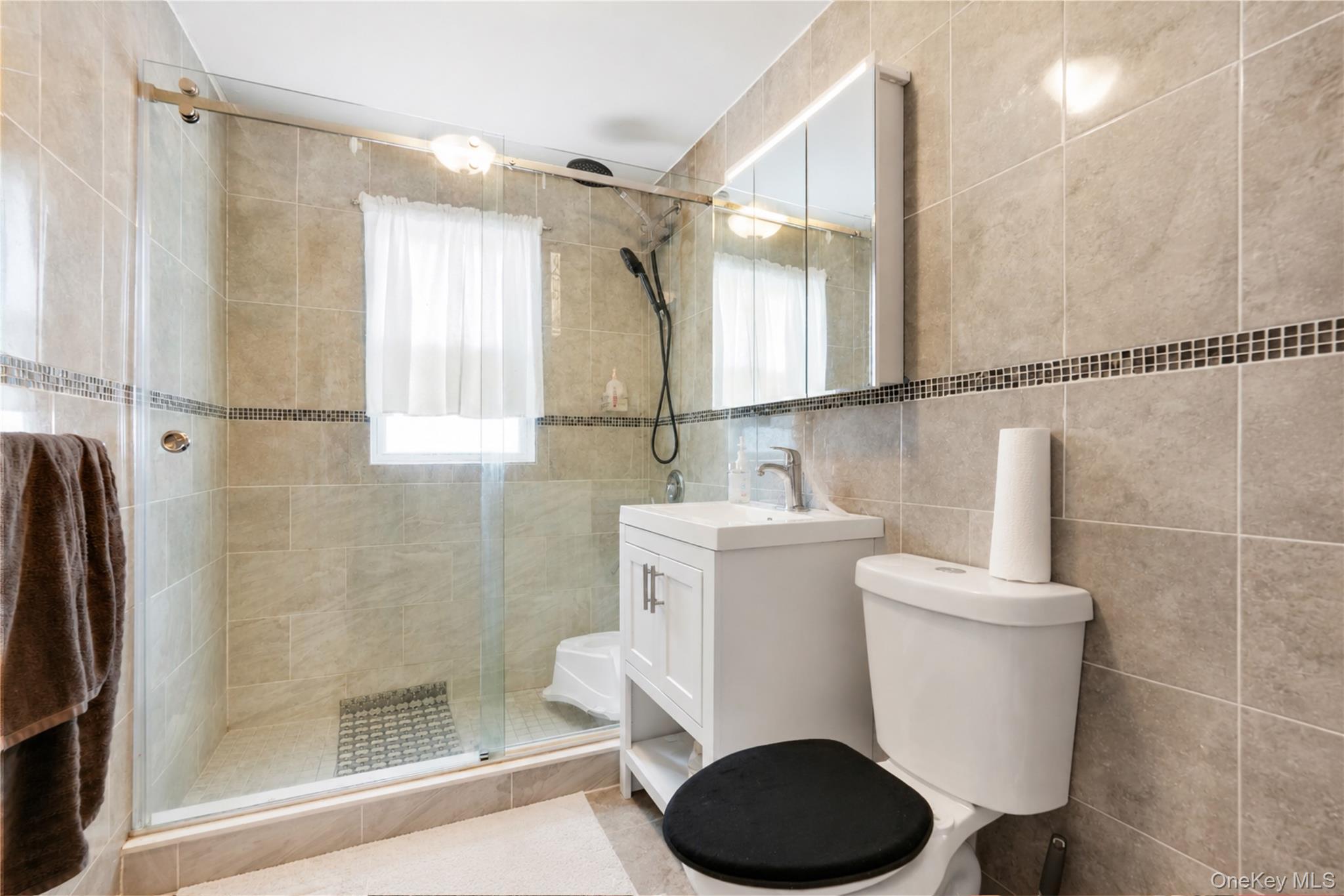 Single Family 120th Queens, NY 11412, MLS-1006914-25