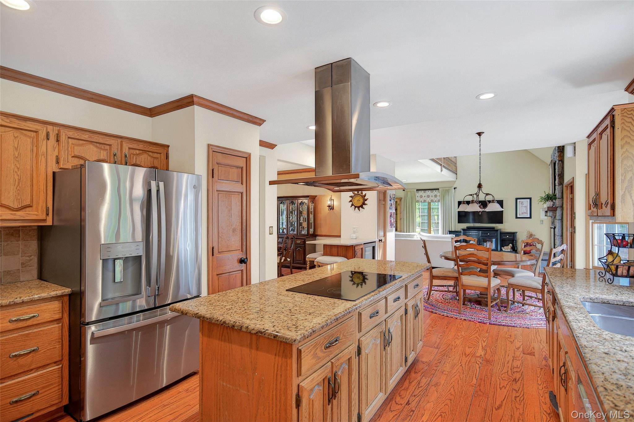 Single Family Huntington Connecticut Out Of Area, NY 06812, MLS-1006930-12