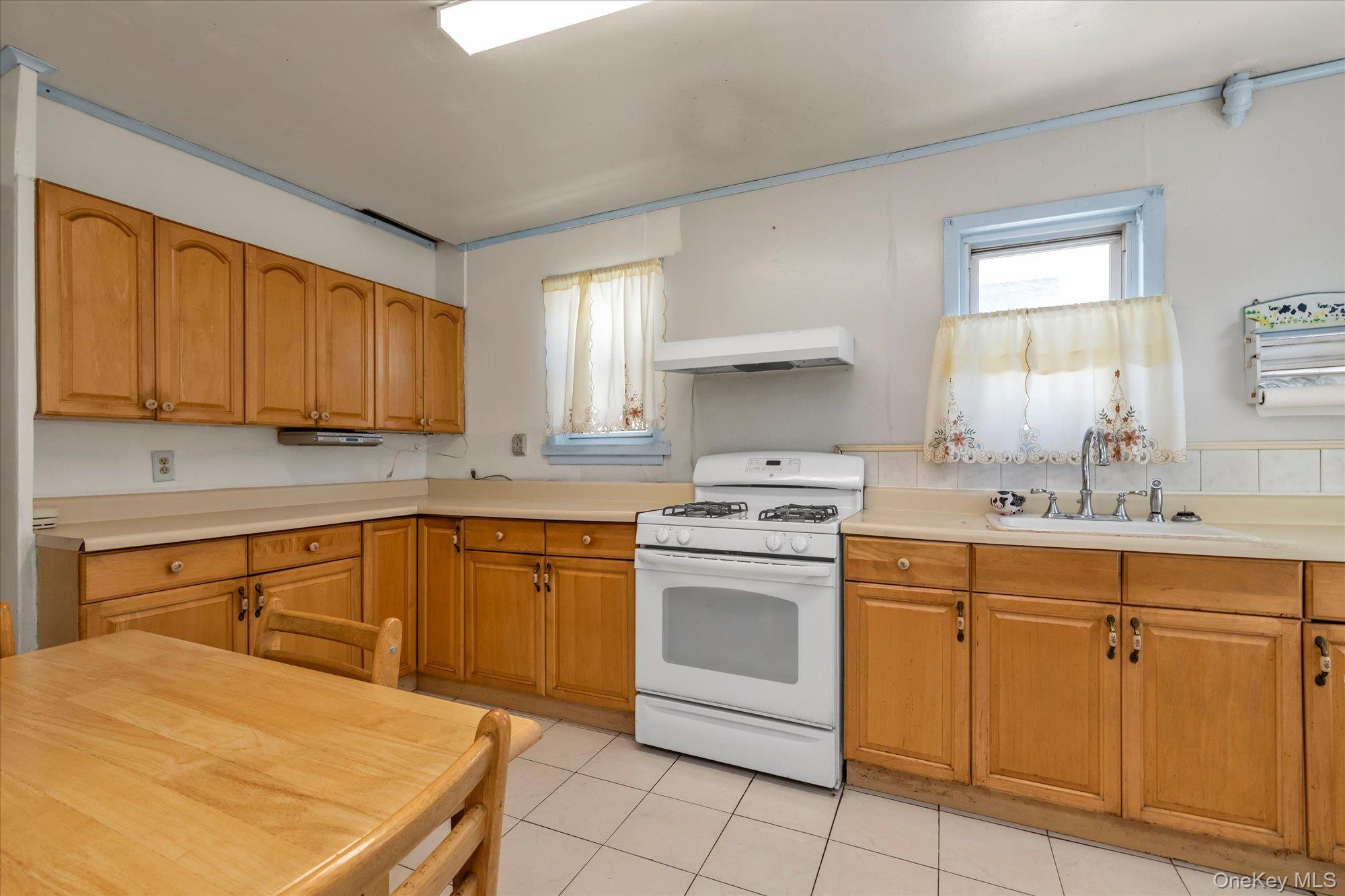 Single Family Springfield Queens, NY 11428, MLS-1006941-12