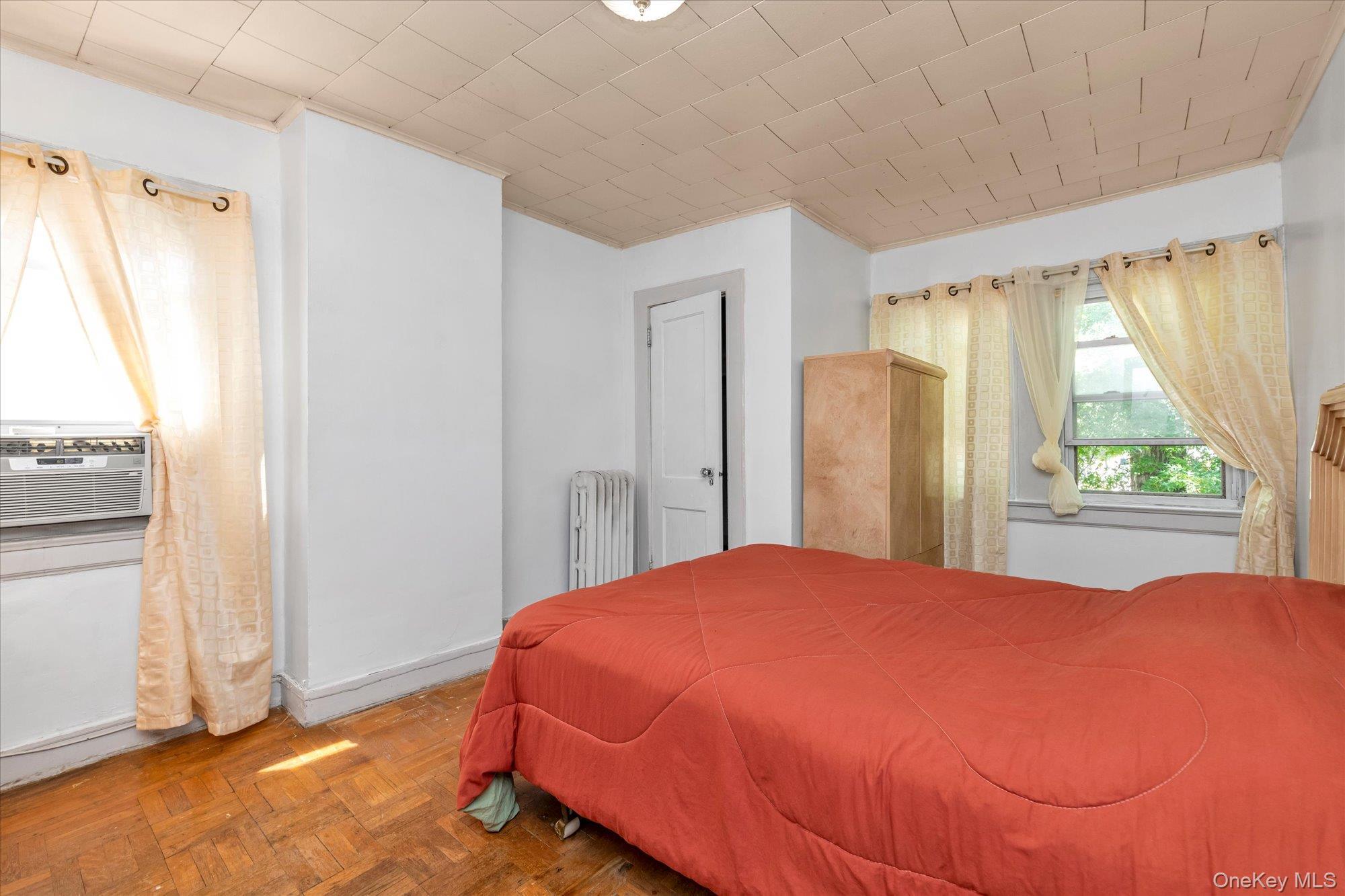 Single Family Springfield Queens, NY 11428, MLS-1006941-13
