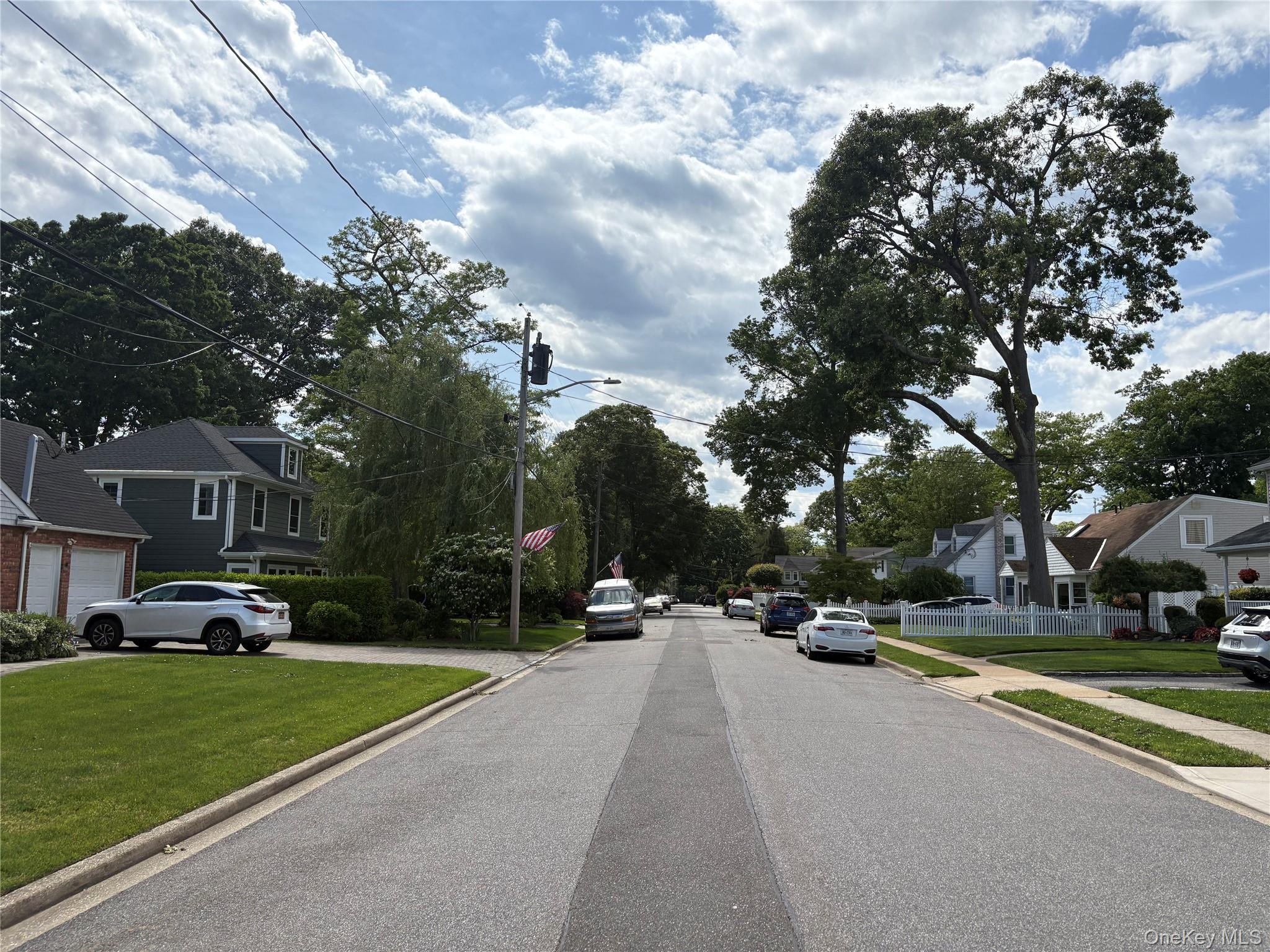Single Family Euclid Avenue Nassau County, NY 11758, MLS-1006975-12