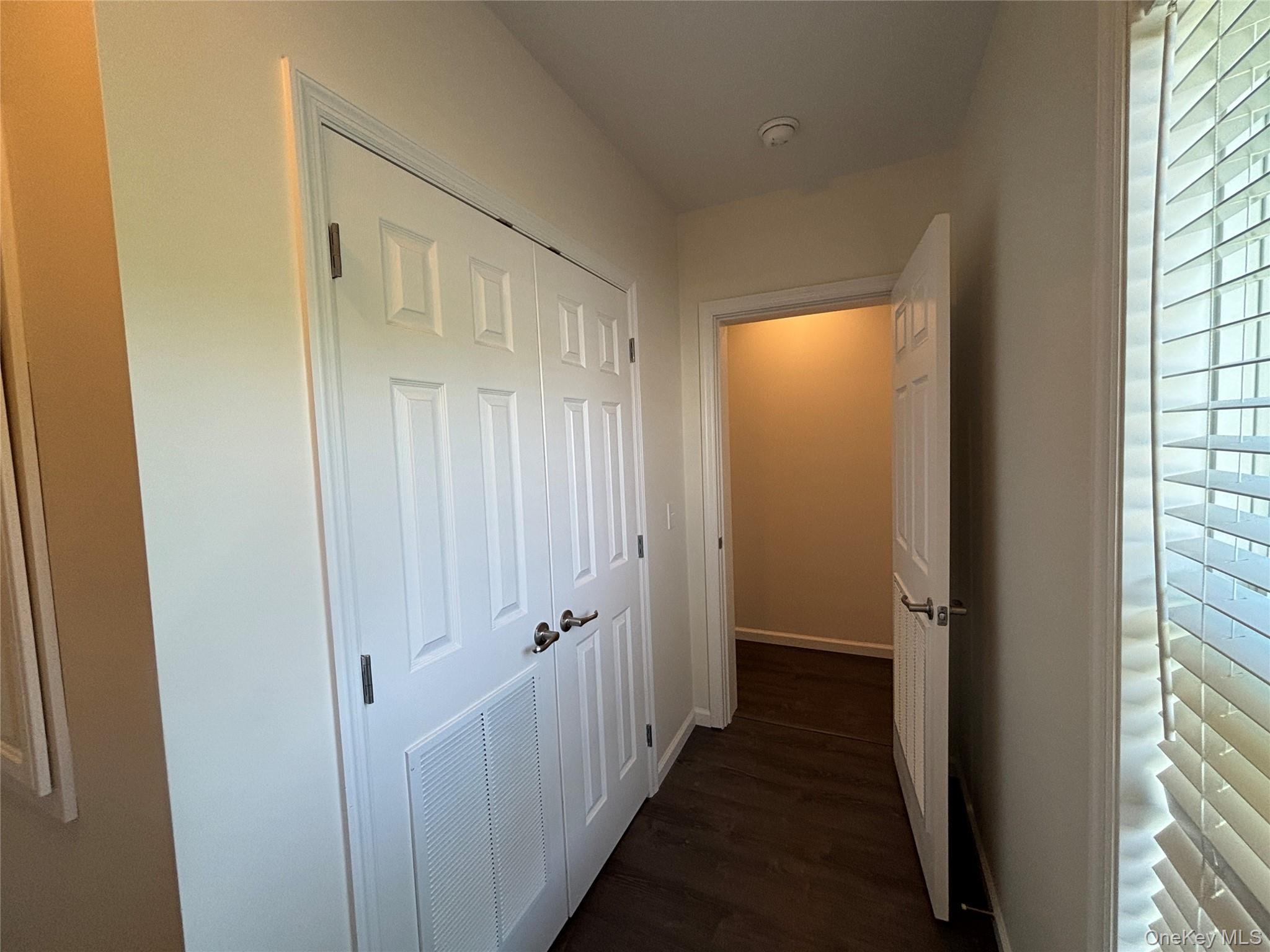 Single Family Old Country Road  Suffolk County, NY 11901, MLS-1006987-26