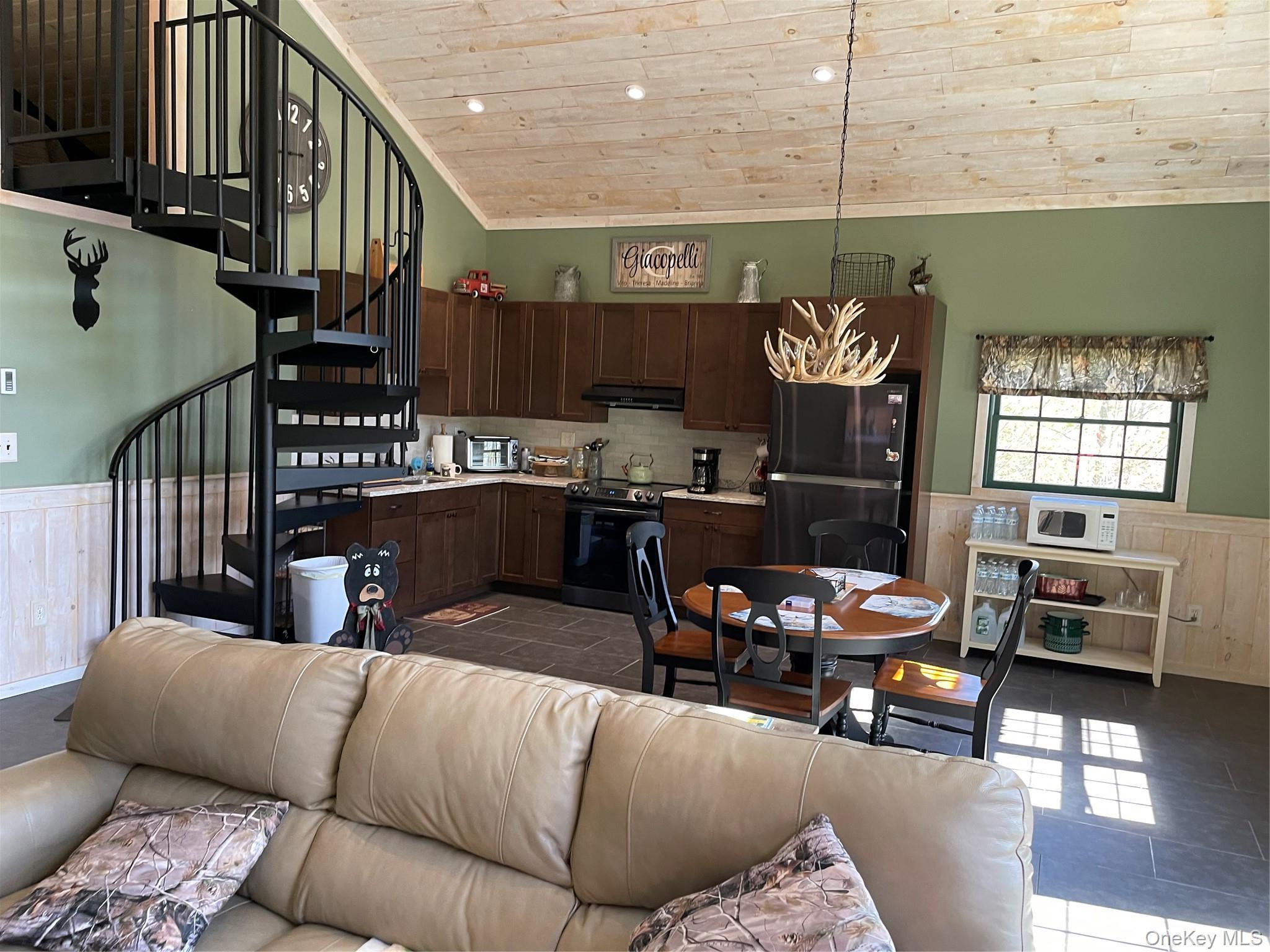 Single Family Wolfs Lair Delaware County, NY 13782, MLS-1006997-16
