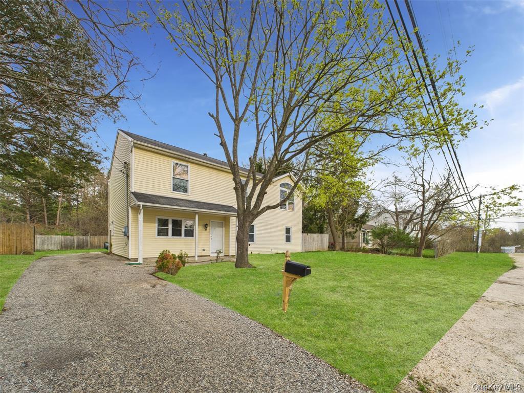 Single Family Bourdois Avenue  Suffolk County, NY 11713, MLS-1007047-2