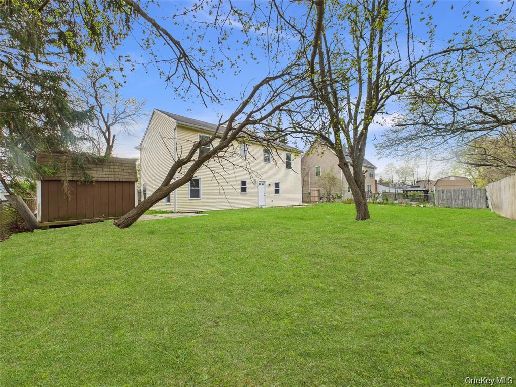 Single Family Bourdois Avenue  Suffolk County, NY 11713, MLS-1007047-7