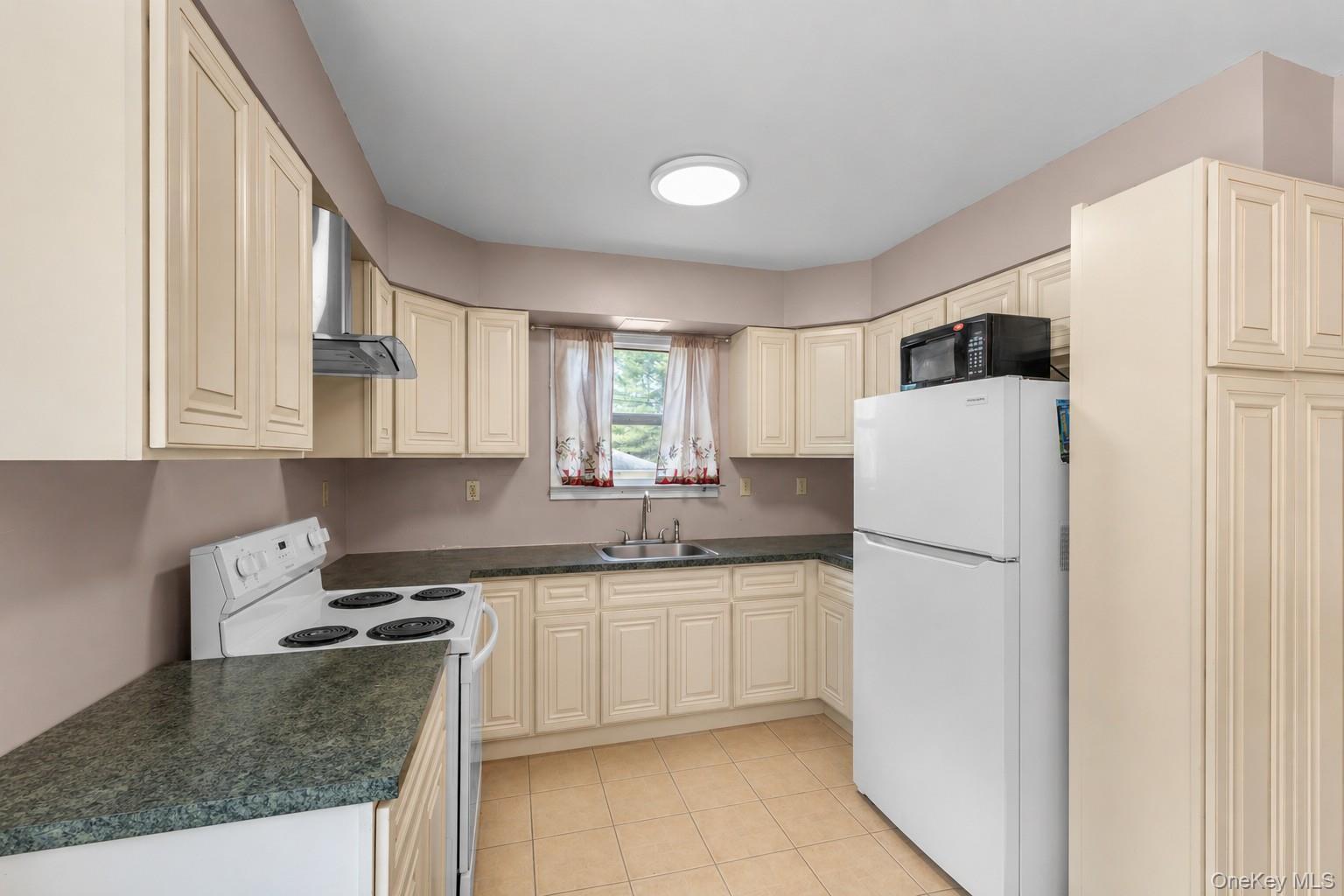 Single Family Jade Lane Sullivan County, NY 12783, MLS-1007106-7