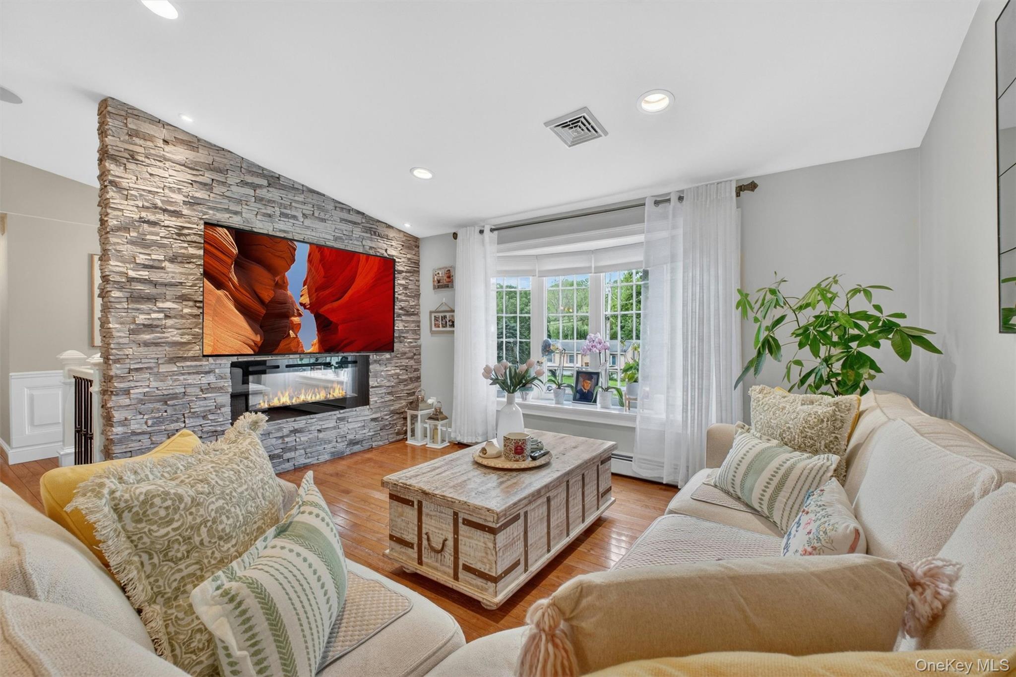 Single Family Camelot Road Dutchess County, NY 12601, MLS-1007141-10