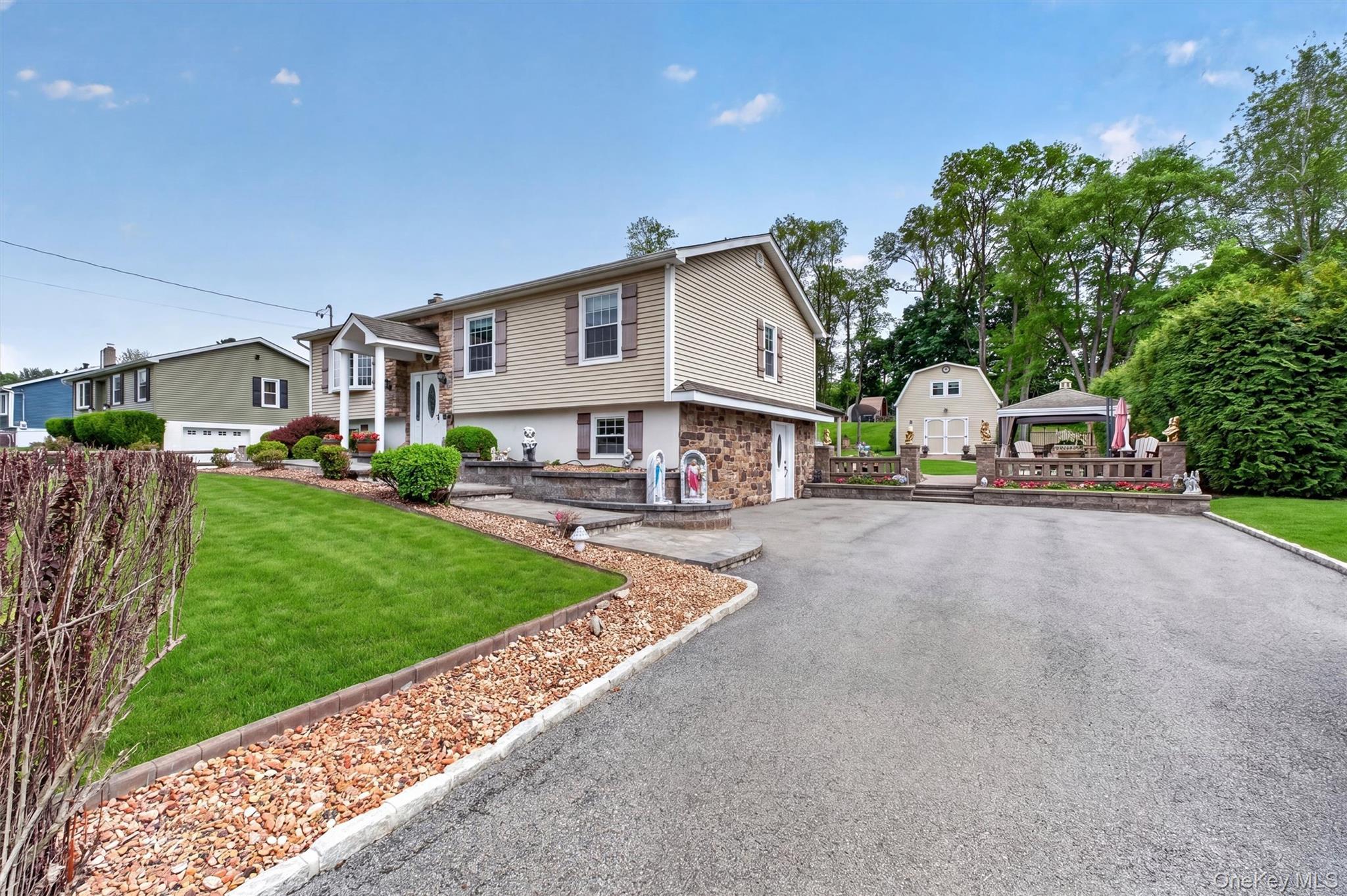 Single Family Camelot Road Dutchess County, NY 12601, MLS-1007141-5