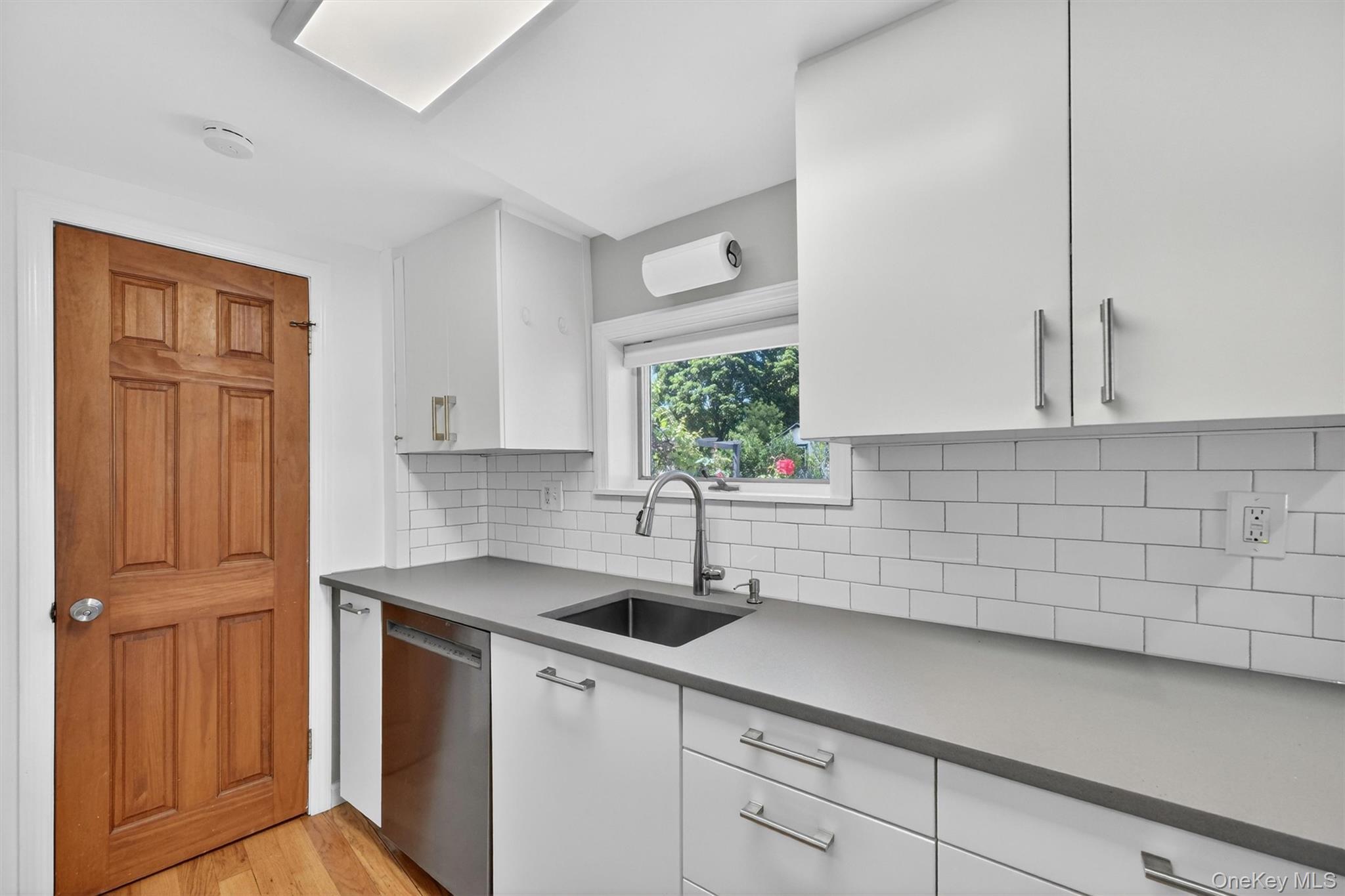 Single Family Grand Street  Westchester County, NY 10520, MLS-1007145-12