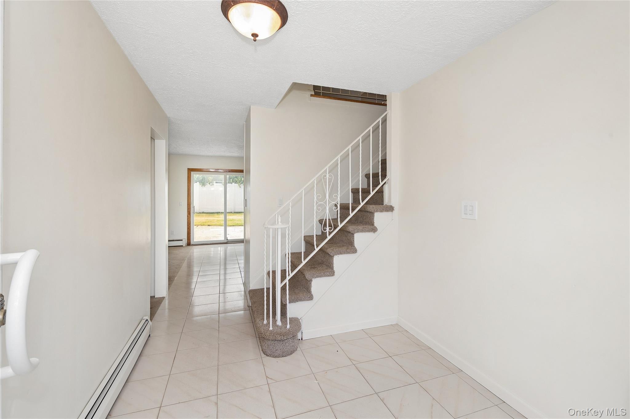 Single Family Riverside Drive Nassau County, NY 11793, MLS-1007174-4