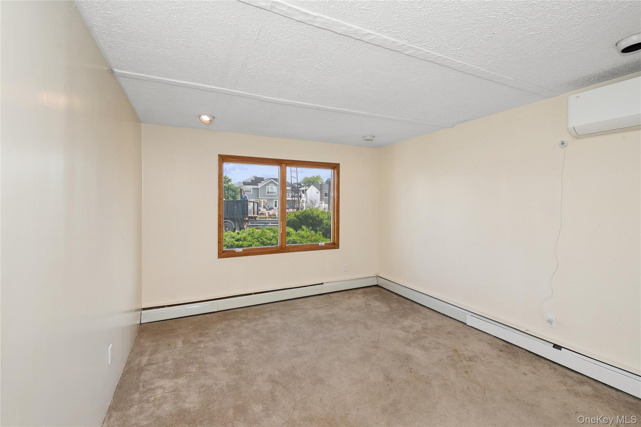 Single Family Riverside Drive Nassau County, NY 11793, MLS-1007174-7