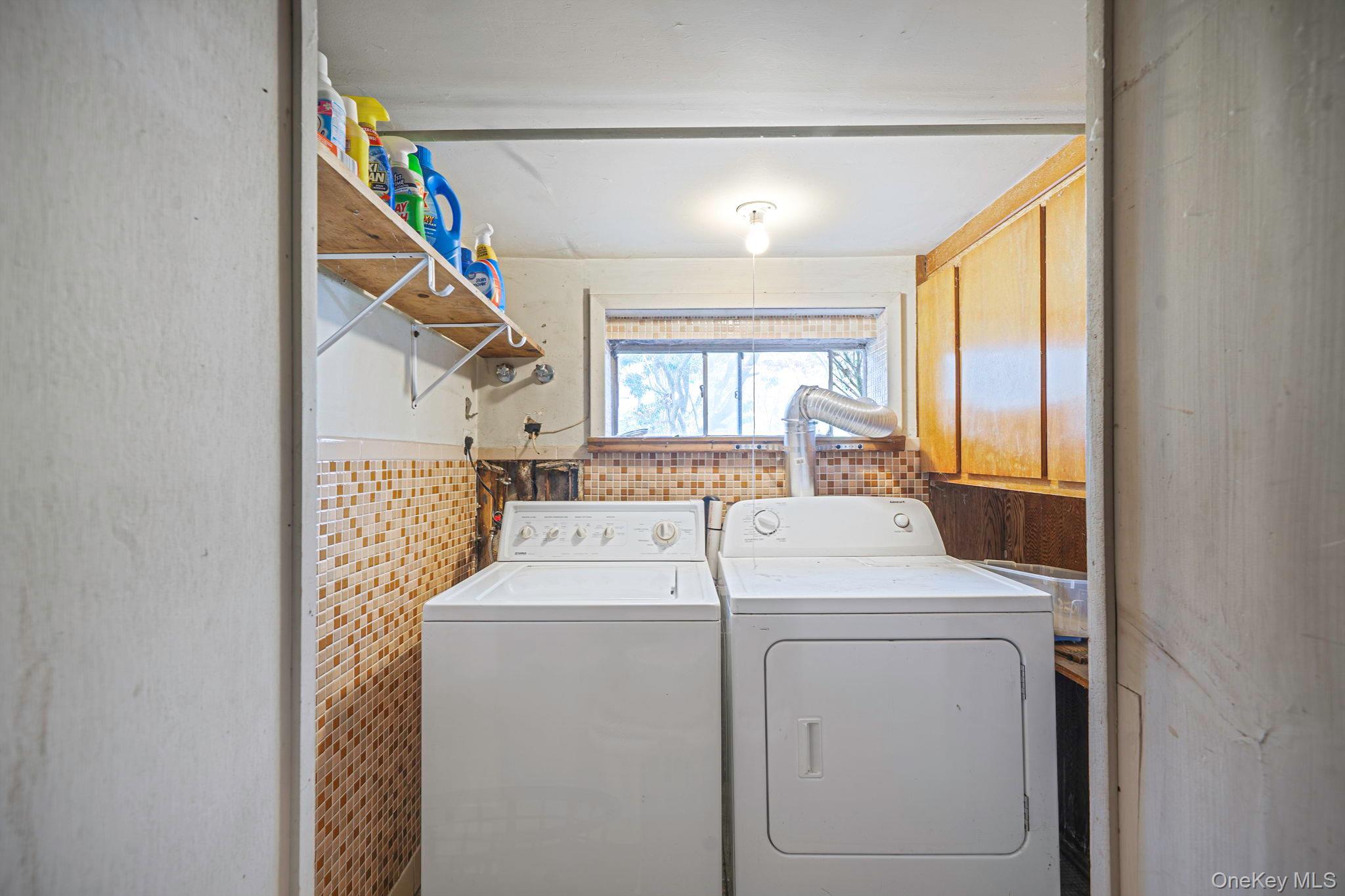 Single Family Houghton Boulevard Suffolk County, NY 11790, MLS-1007178-26