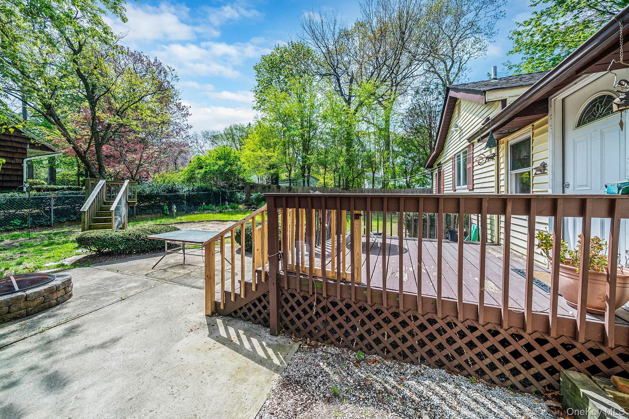 Single Family Houghton Boulevard Suffolk County, NY 11790, MLS-1007178-4